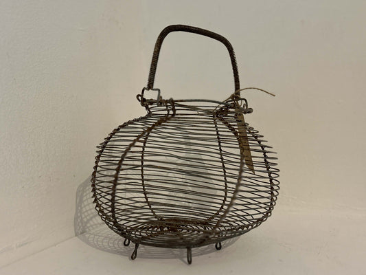 Antique Vintage Rustic Wire Farmhouse Egg Basket / Kitchen Storage