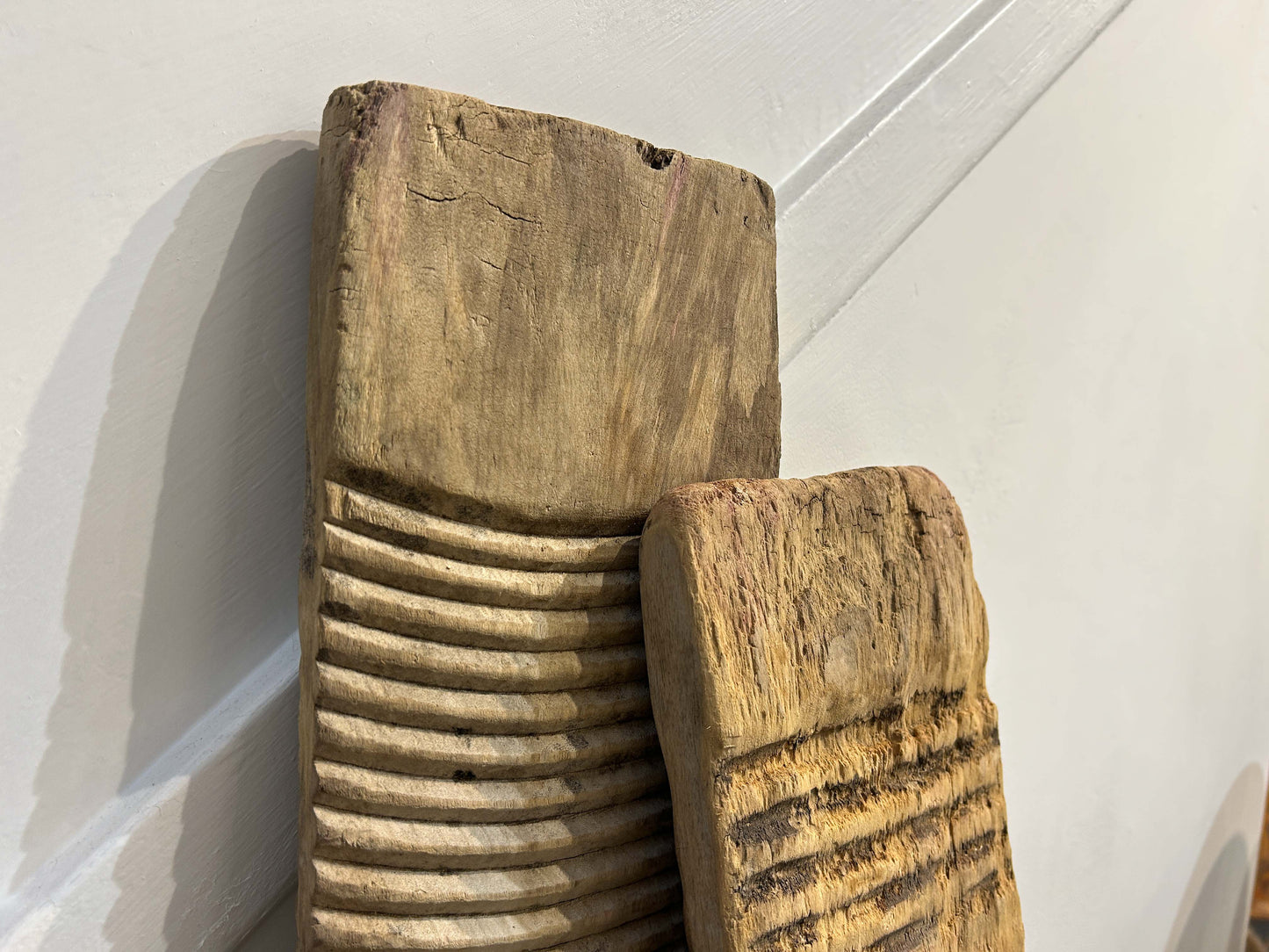 Vintage Antique Wooden Rustic Primitive Elm Ribbed Washboard