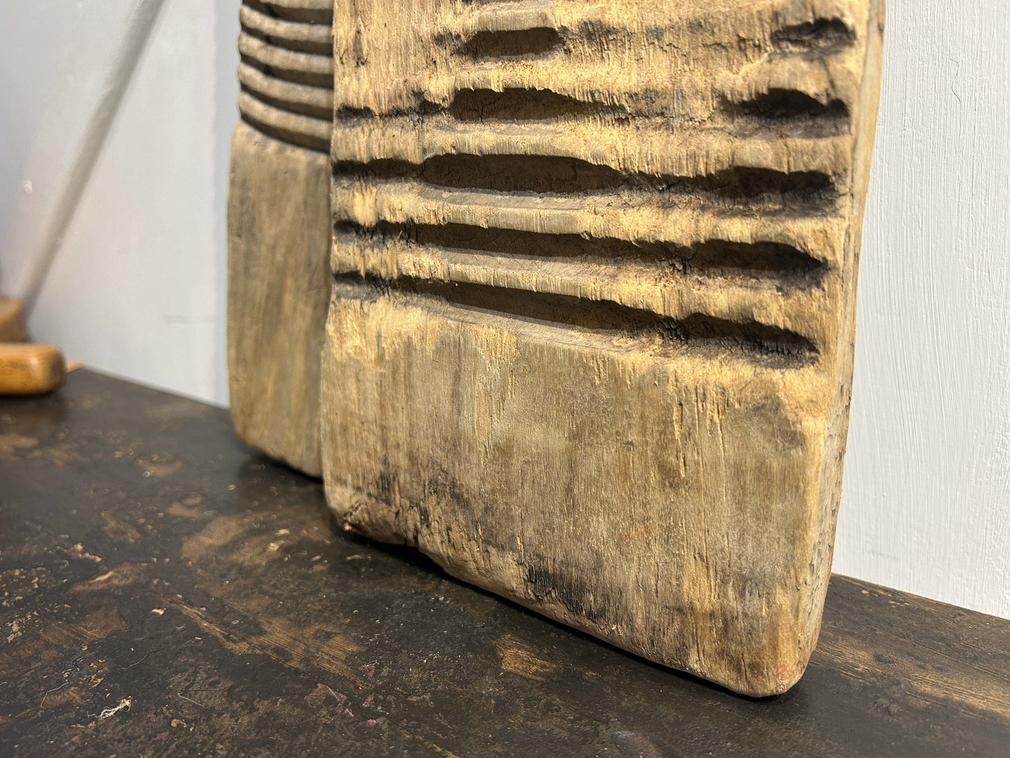 Vintage Antique Wooden Rustic Primitive Elm Ribbed Washboard