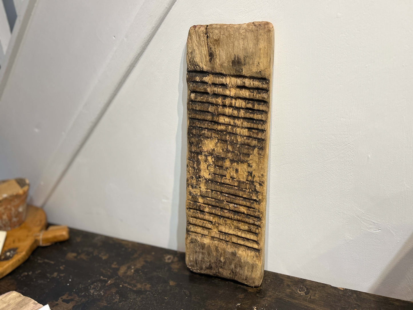 Vintage Antique Wooden Rustic Primitive Elm Ribbed Washboard