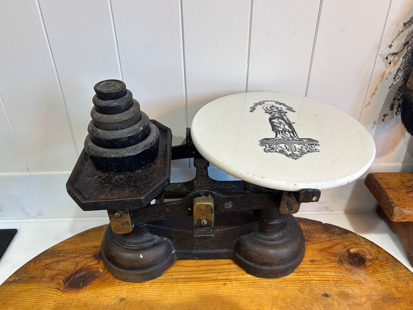 Vintage Antique Victorian Cast Iron Kitchen Balance Scales With Ceramic Plate and Weights