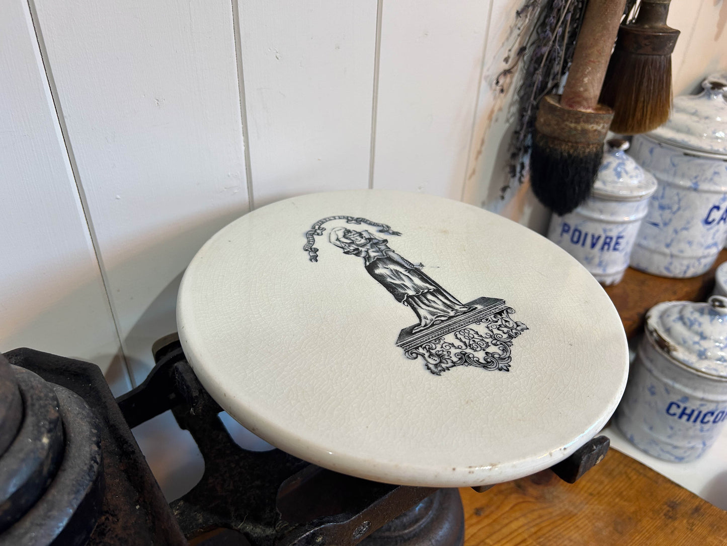 Vintage Antique Victorian Cast Iron Kitchen Balance Scales With Ceramic Plate and Weights