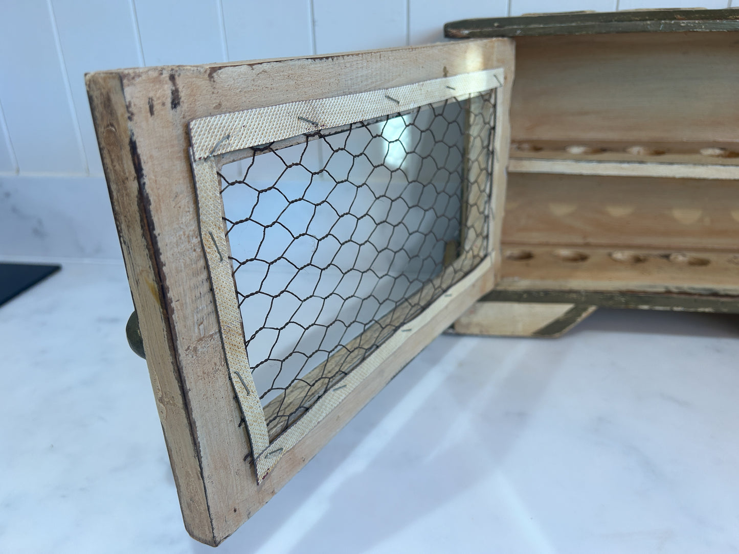 Vintage Cream Rustic Wooden Egg Holder Box / Egg Cabinet