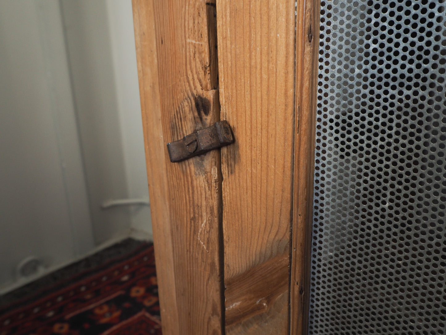 Vintage Antique Pine Meat Safe With Latch / Side Table / Storage Cupboard