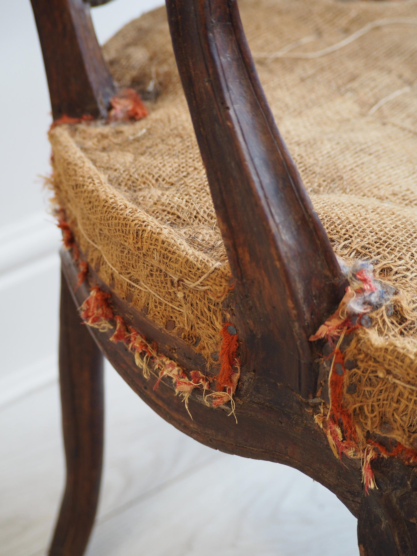 Antique Vintage Stripped French Chair in the Style of Louis XV / Occasion Chair