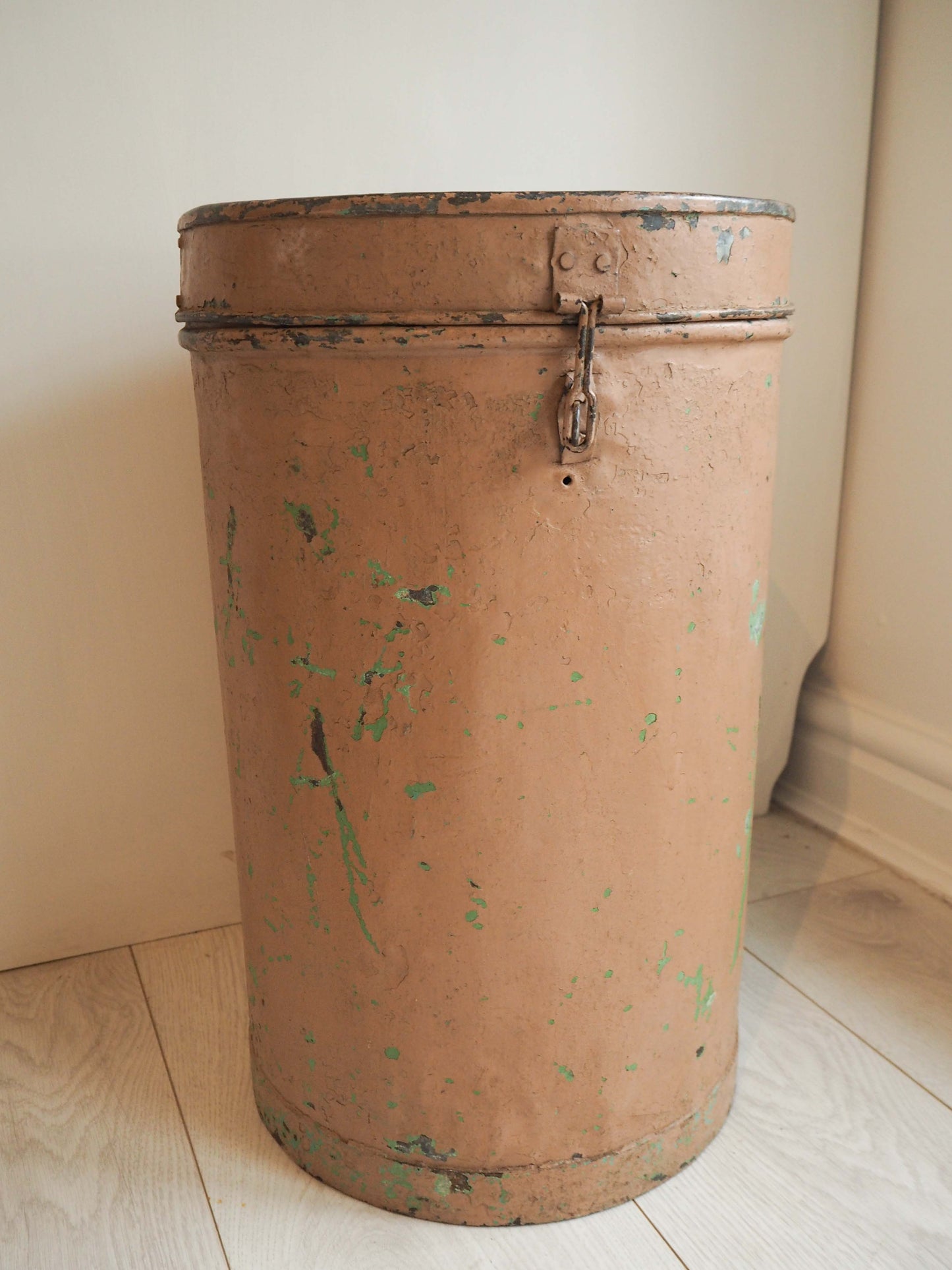 Vintage Large Pink Painted Metal Vintage Indian Rice Storage Drum / Bin / Laundry Basket - Early 20th Century