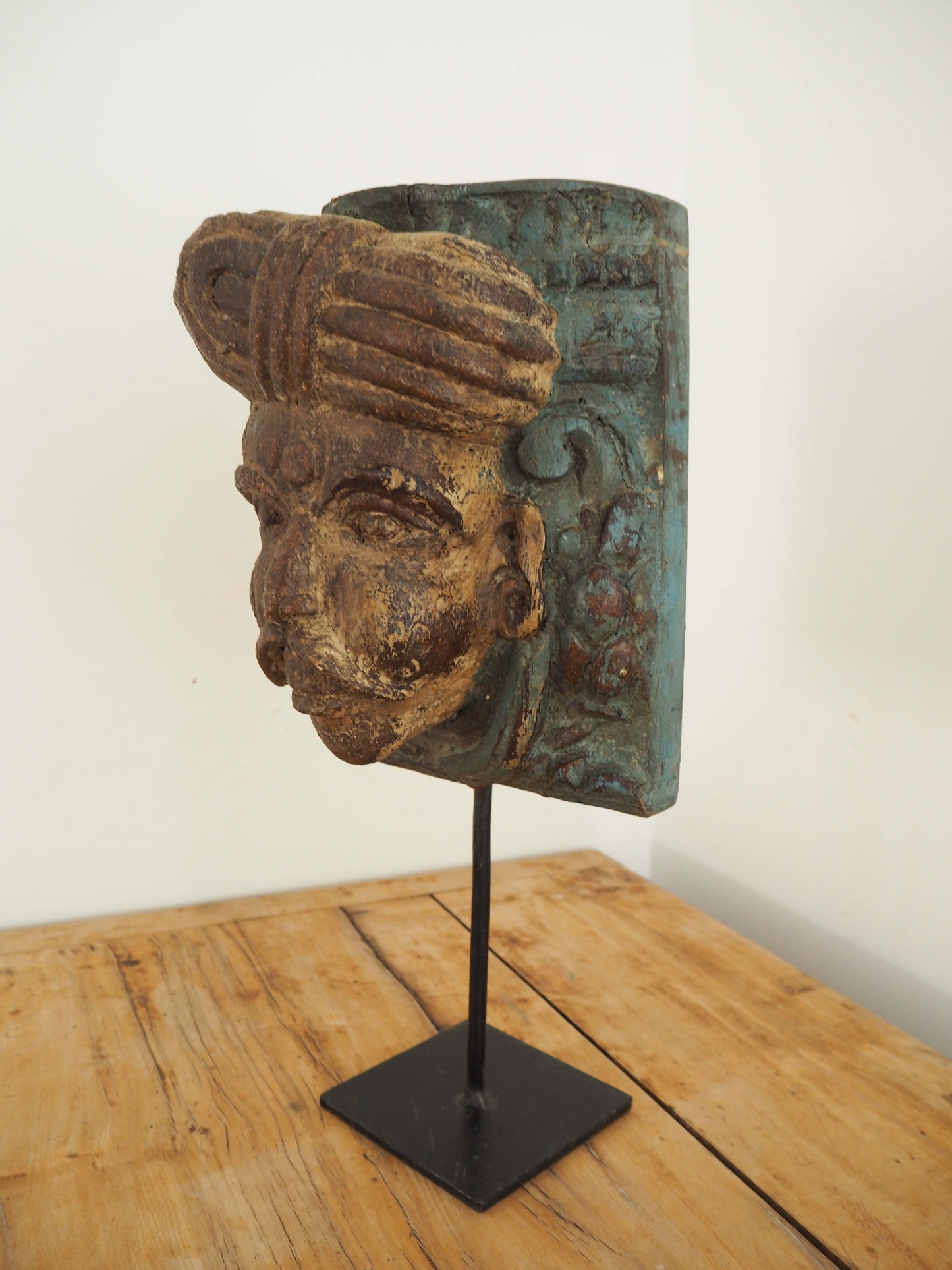 Antique Indian Hand-Carved Architectural Gujarati Head on Stand / Male Sculpture