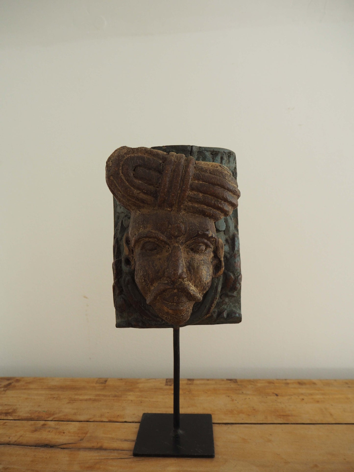 Antique Indian Hand-Carved Architectural Gujarati Head on Stand / Male Sculpture