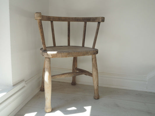Antique Vintage 20th Century Child's Elm Windsor Wooden Chair