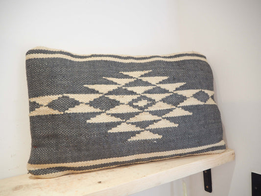 Vintage Style Jute Geometric Rectangular Cushion / Navy Blue & Cream