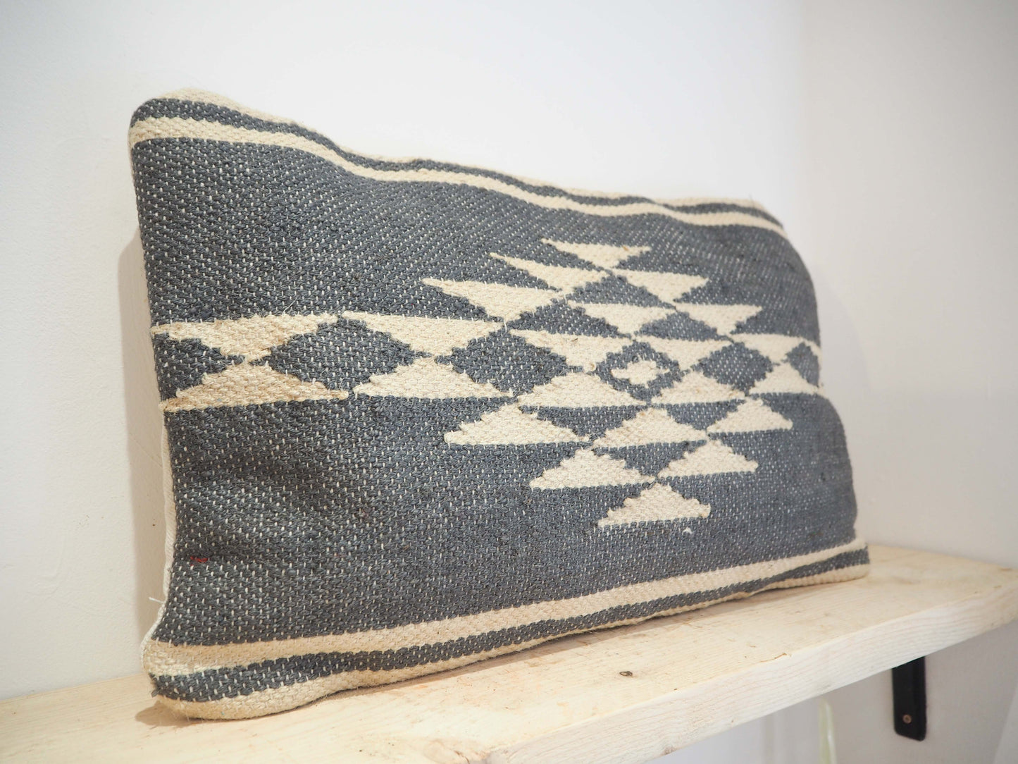 Vintage Style Jute Geometric Rectangular Cushion / Navy Blue & Cream