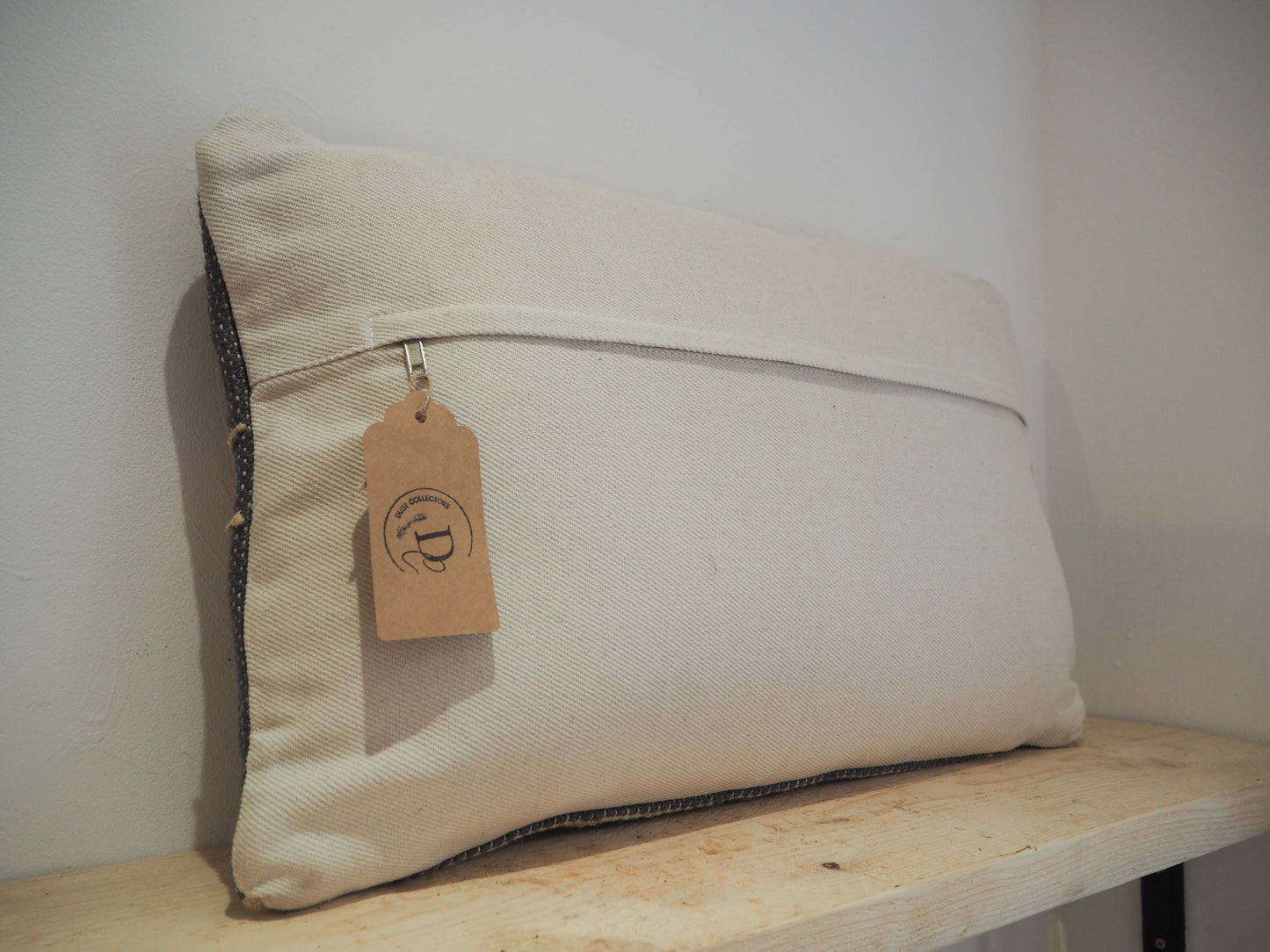 Vintage Style Jute Geometric Rectangular Cushion / Navy Blue & Cream