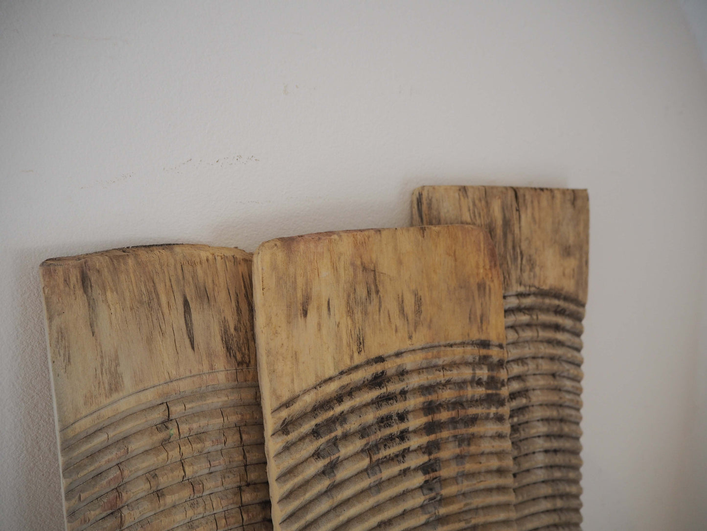 Vintage Antique Wooden Rustic Primitive Elm Ribbed Washboard