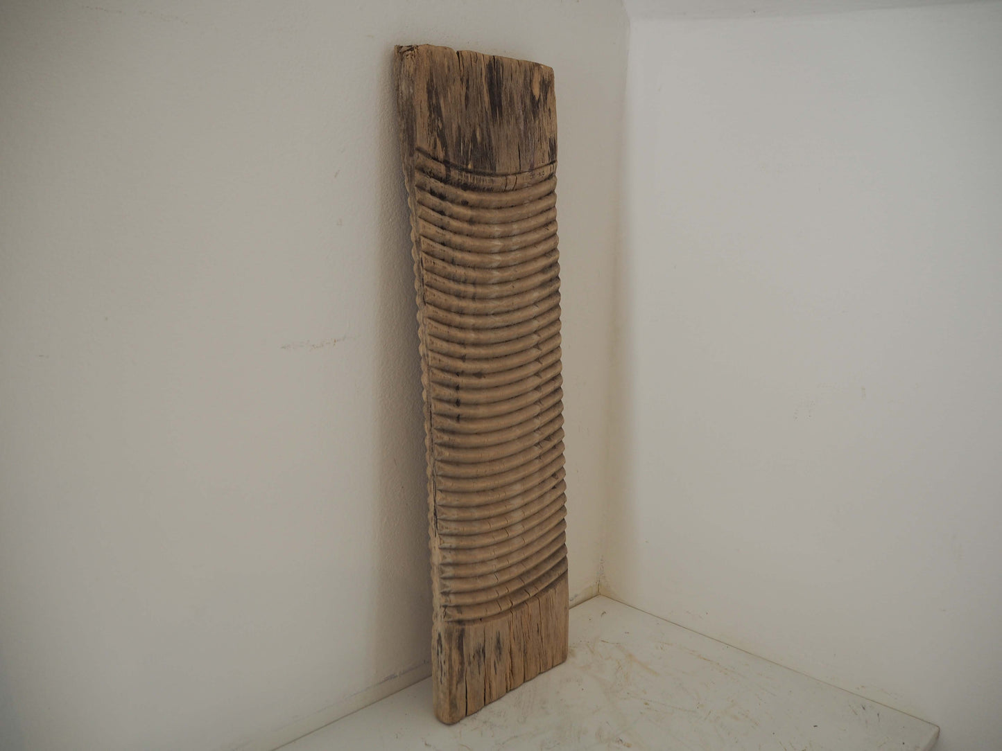 Vintage Antique Wooden Rustic Primitive Elm Ribbed Washboard
