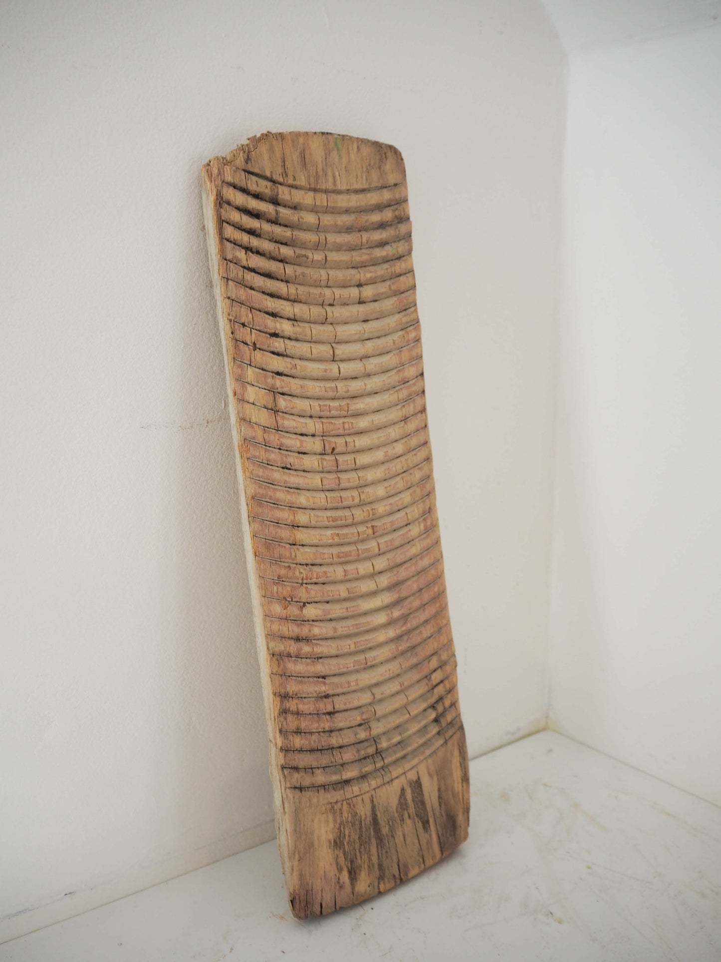 Vintage Antique Wooden Rustic Primitive Elm Ribbed Washboard