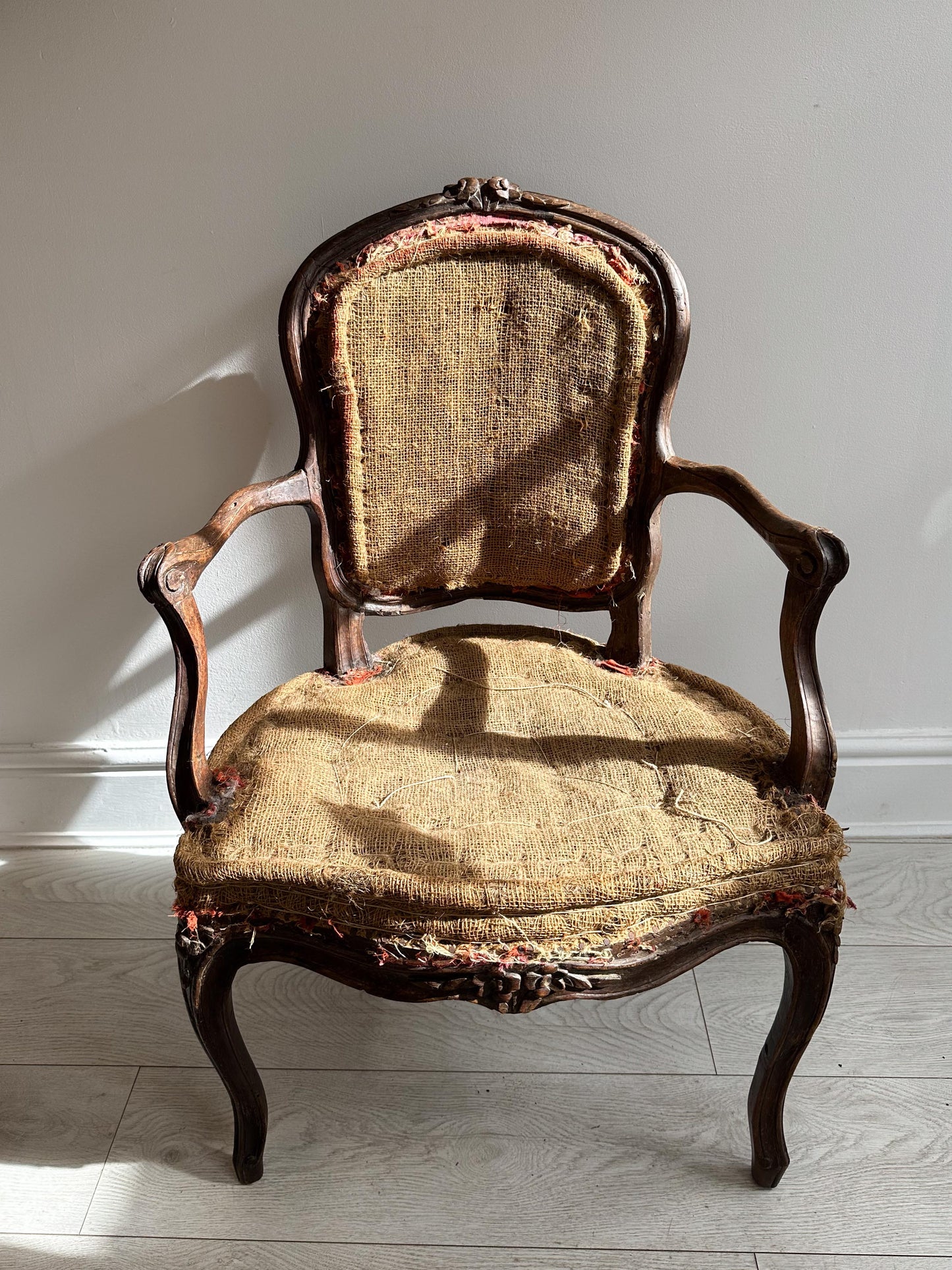 Antique Vintage Stripped French Chair in the Style of Louis XV / Occasion Chair