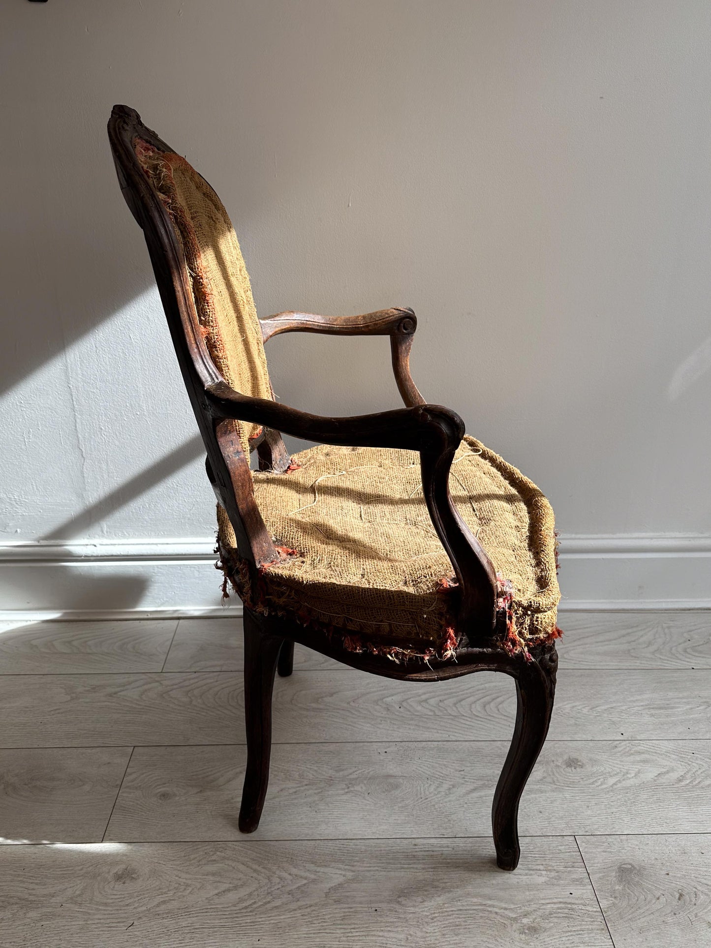 Antique Vintage Stripped French Chair in the Style of Louis XV / Occasion Chair