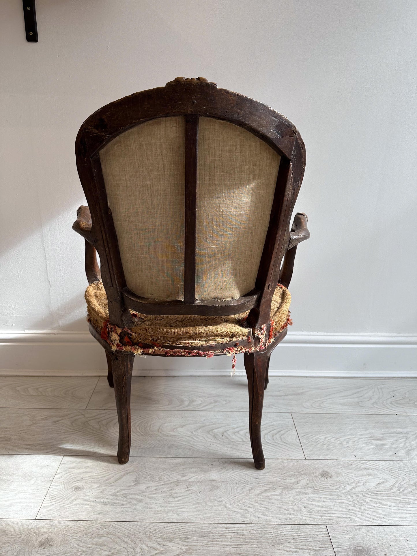 Antique Vintage Stripped French Chair in the Style of Louis XV / Occasion Chair