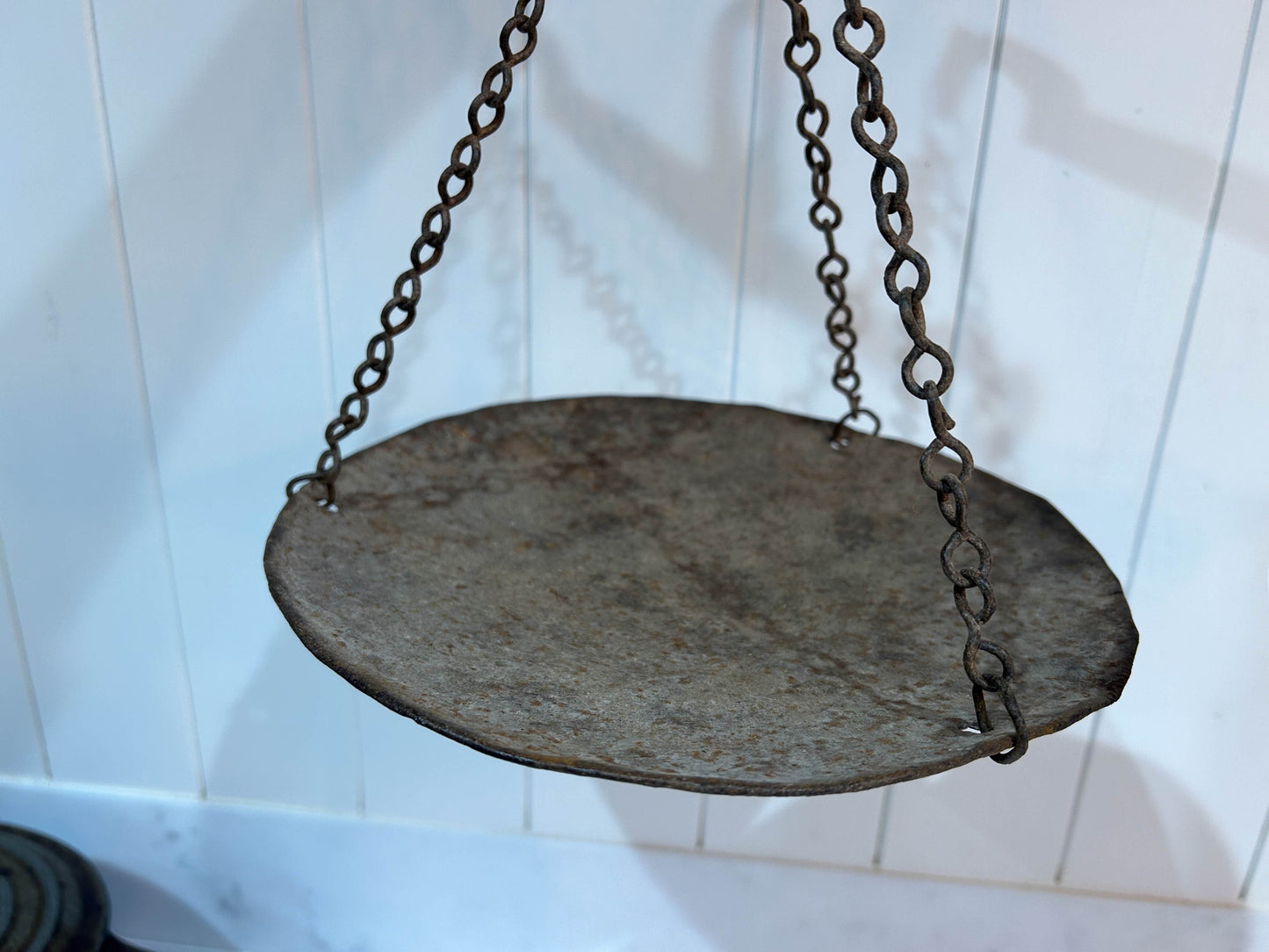 Old Vintage Iron Mercantile Scale Hand Balance from India / TARAJU Hanging Round Pan / Antique Chain Weighing Scale / Vintage Iron Scale