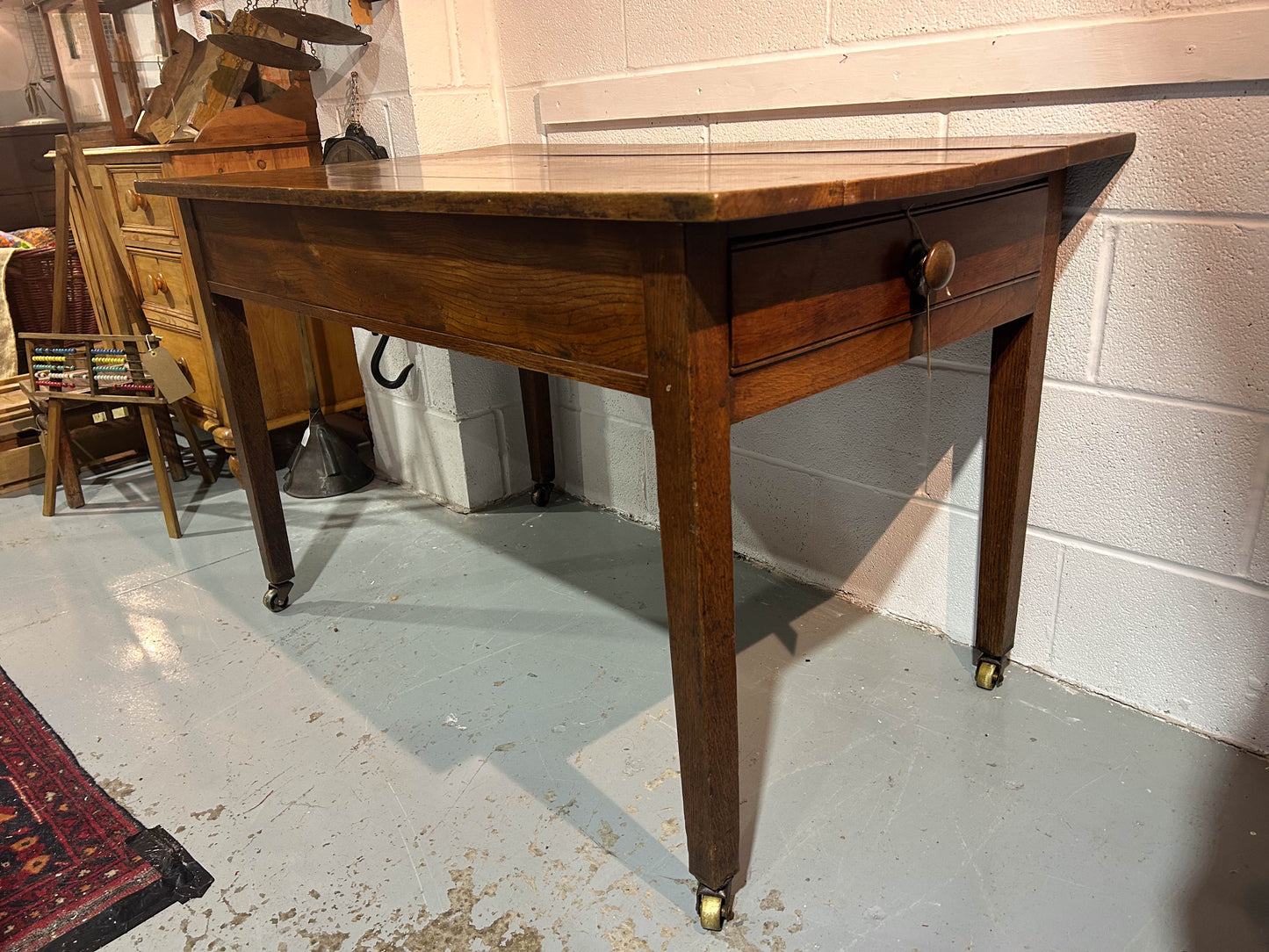 Late Victorian/Early Edwardian Wooden Dining Table on Castors