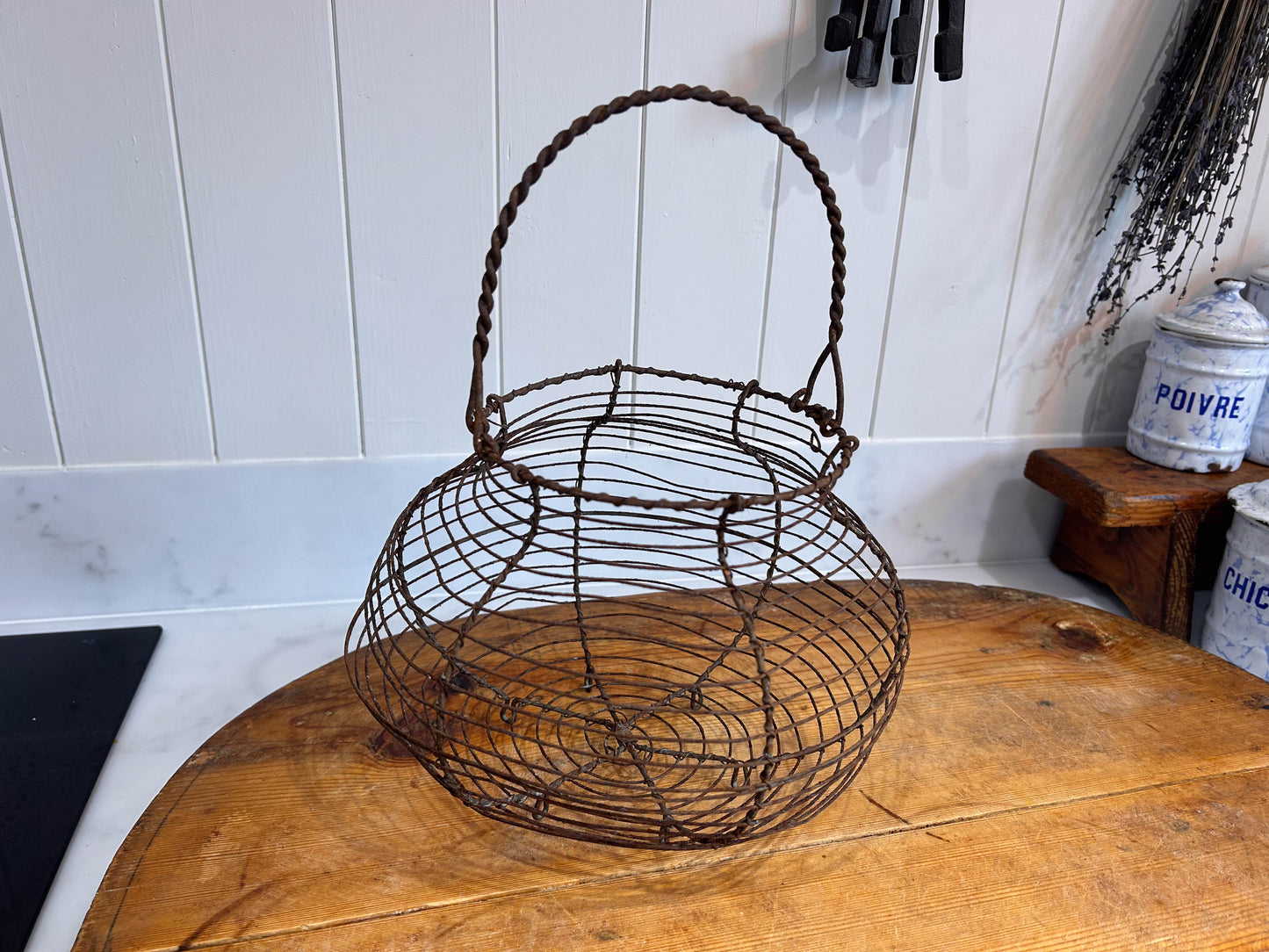 Vintage Retro French Farmhouse Wire Mesh Fruit Vegetable Egg Basket