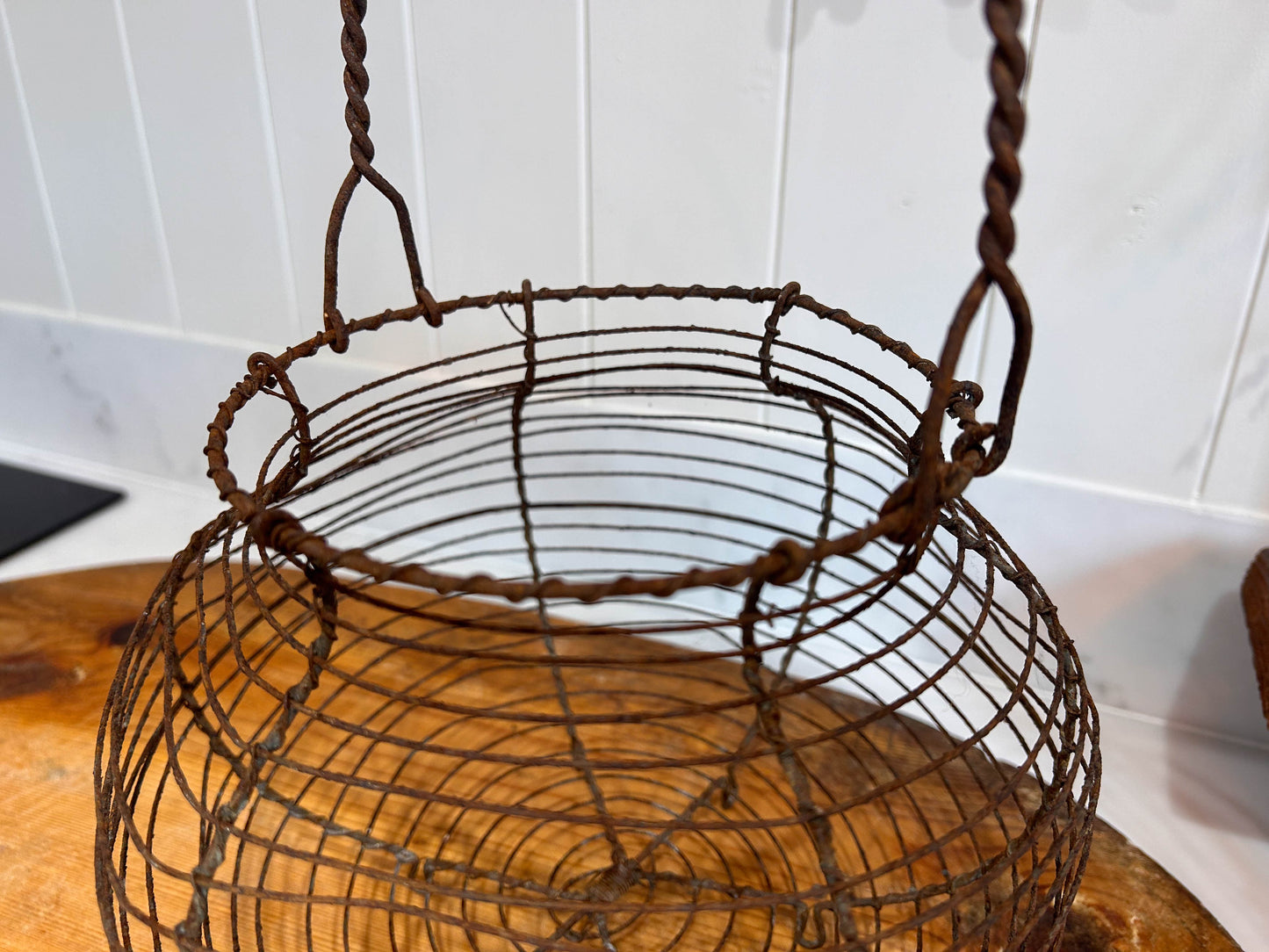 Vintage Retro French Farmhouse Wire Mesh Fruit Vegetable Egg Basket