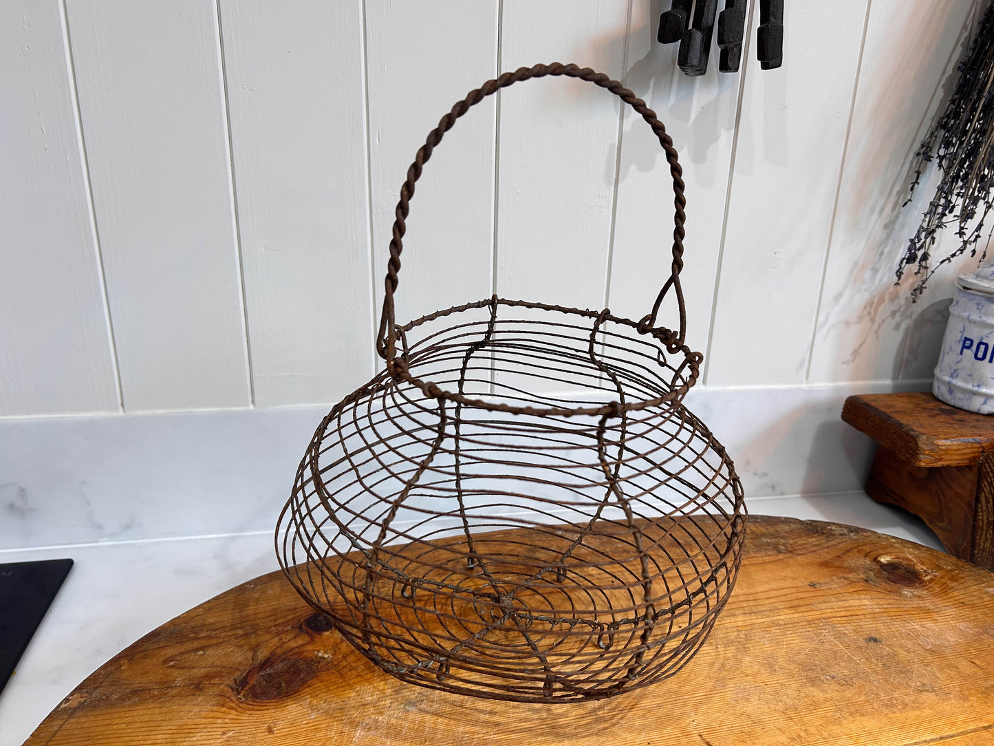 Vintage Retro French Farmhouse Wire Mesh Fruit Vegetable Egg Basket