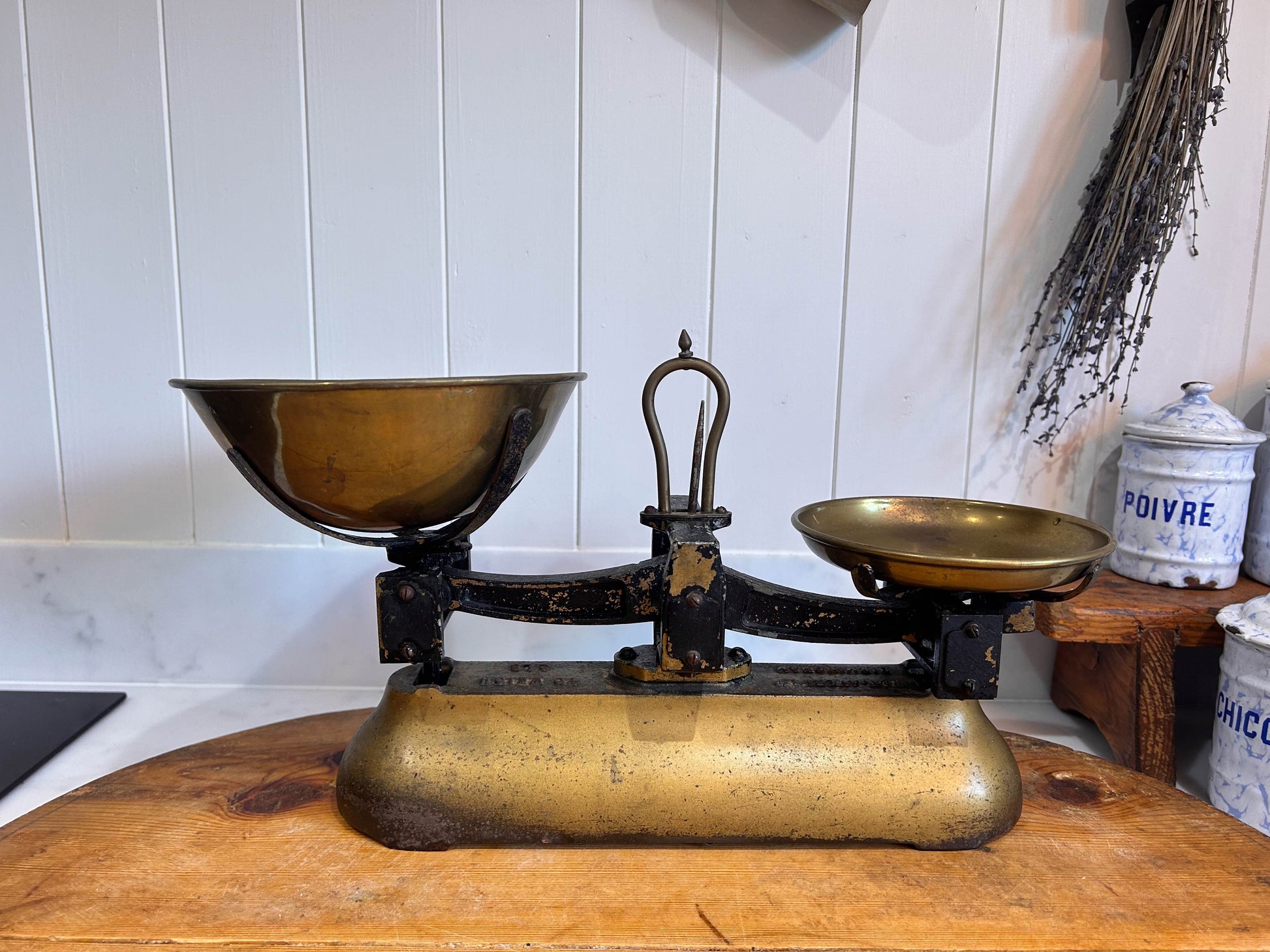 Vintage Antique W&T Avery Ltd Birmingham 2lb Weighing Scales