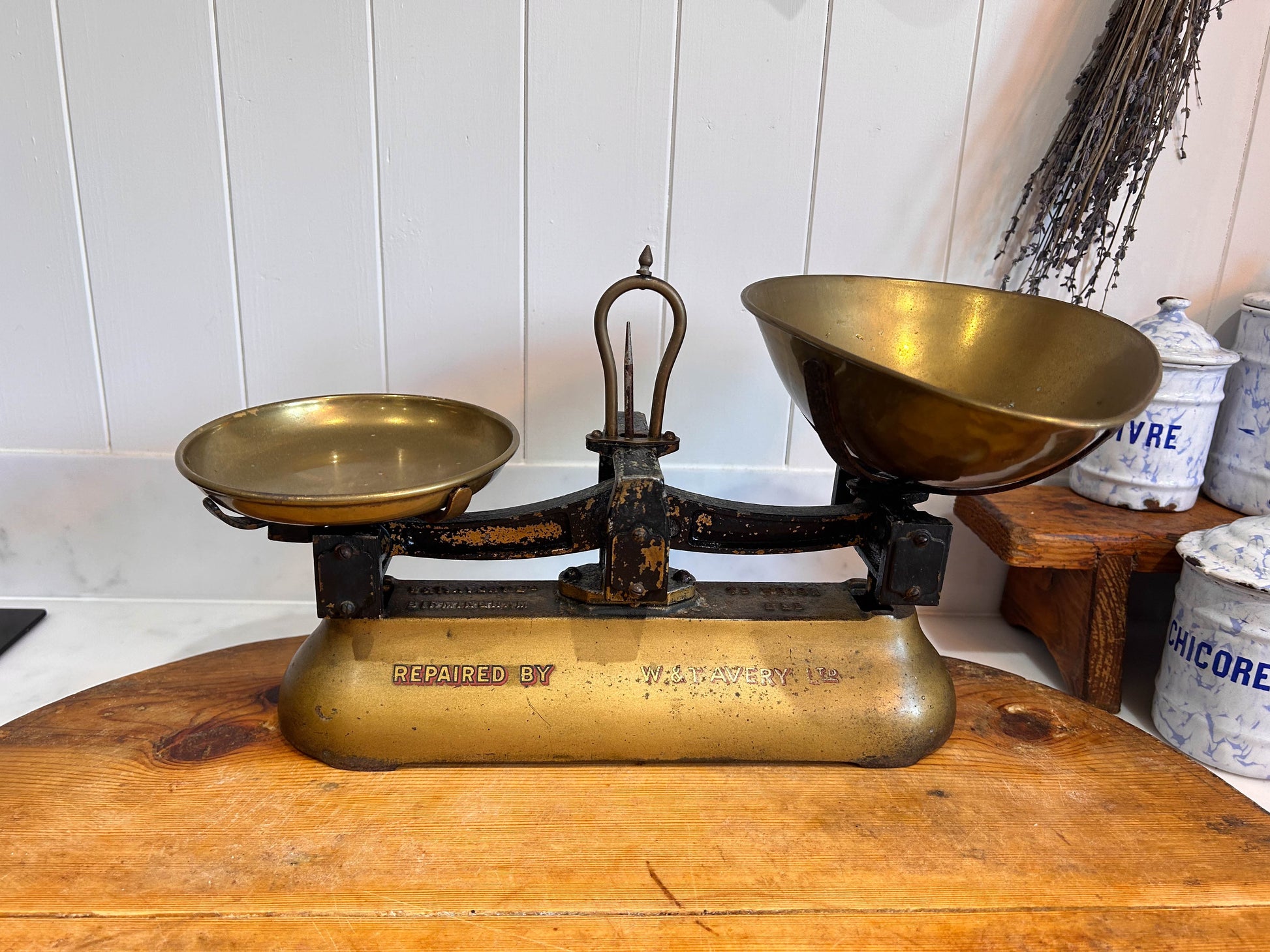 Vintage Antique W&T Avery Ltd Birmingham 2lb Weighing Scales