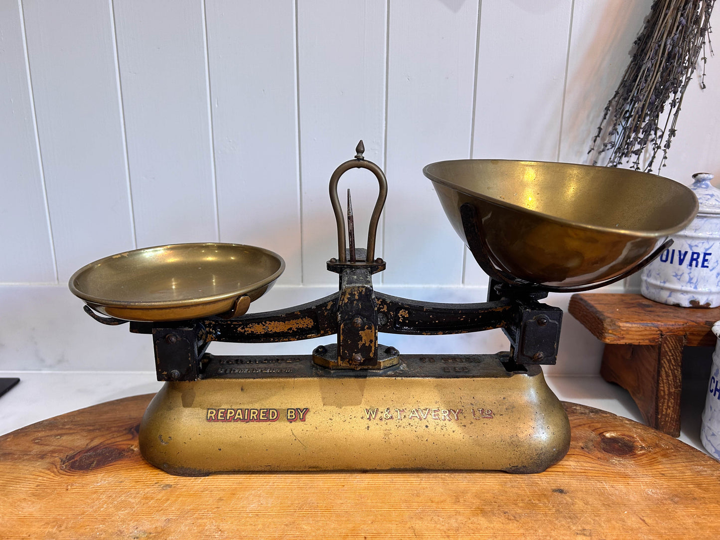 Vintage Antique W&T Avery Ltd Birmingham 2lb Weighing Scales