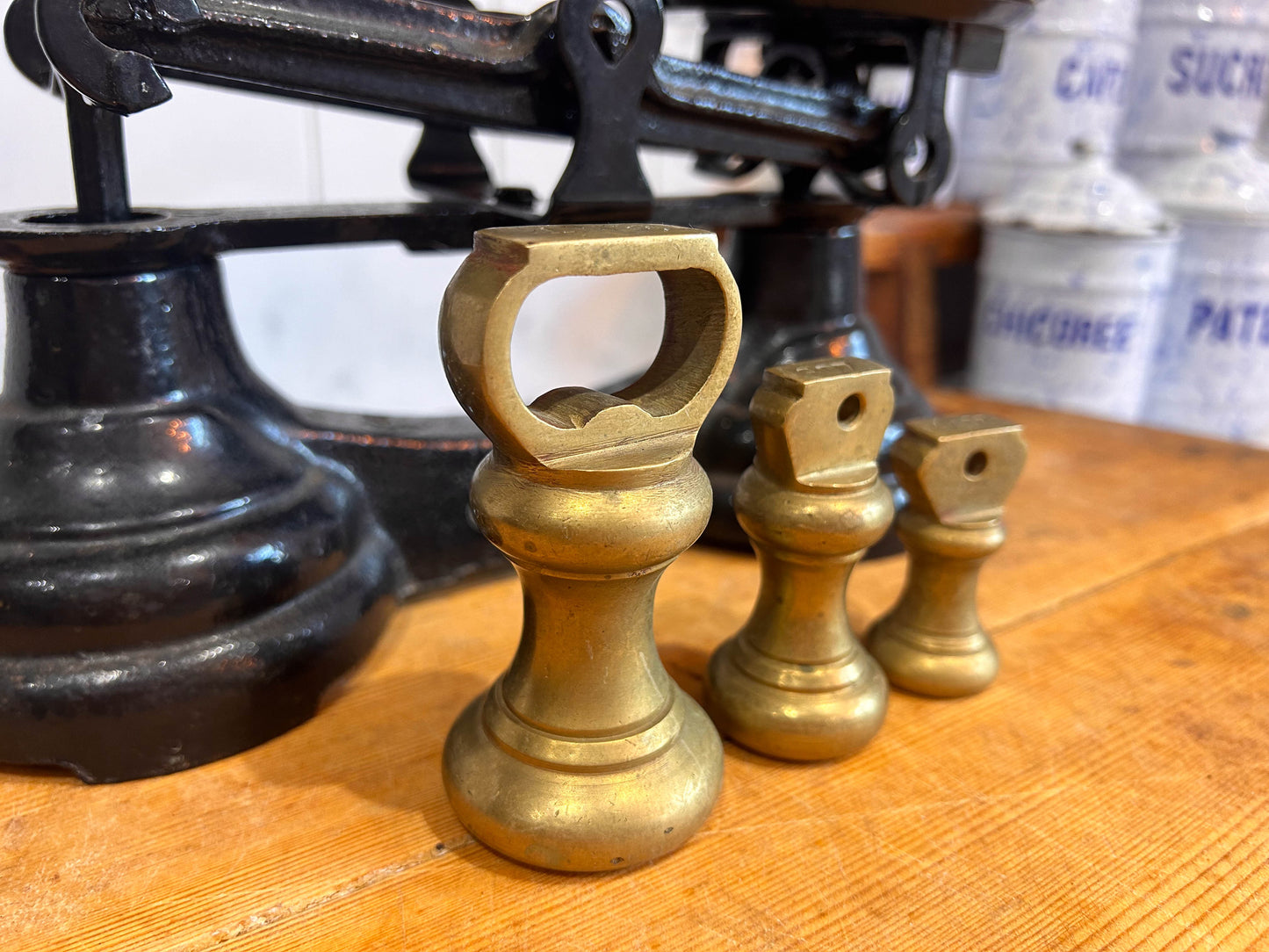 Vintage Heavy Antique Librasco Black Cast Iron Brass Birmingham Kitchen Weighing Scales with Weights