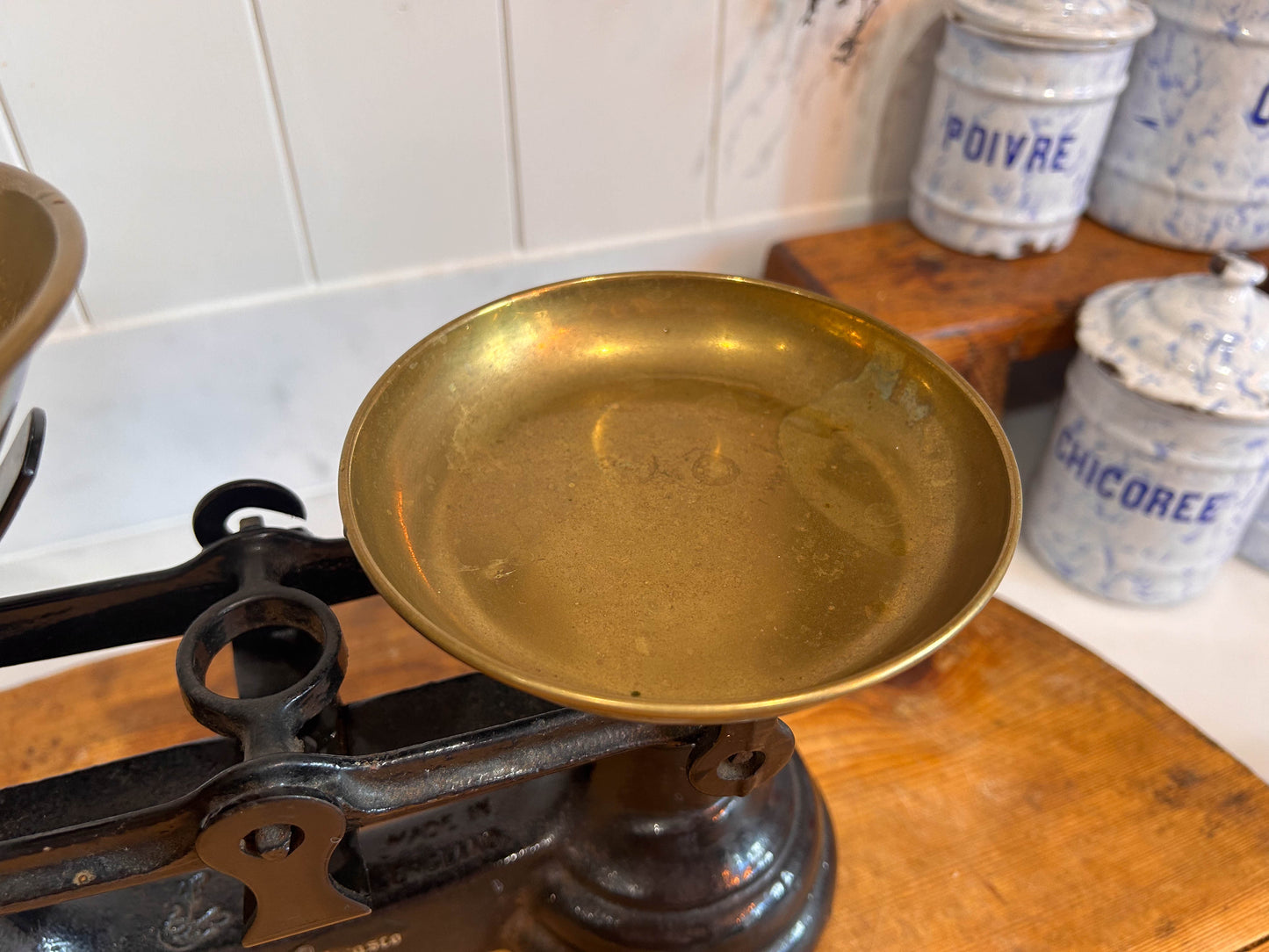 Vintage Heavy Antique Librasco Black Cast Iron Brass Birmingham Kitchen Weighing Scales with Weights