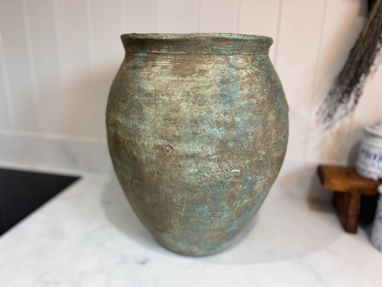 Large Heavy Decorative Fine Art Ceramic Glazed Vase Pot