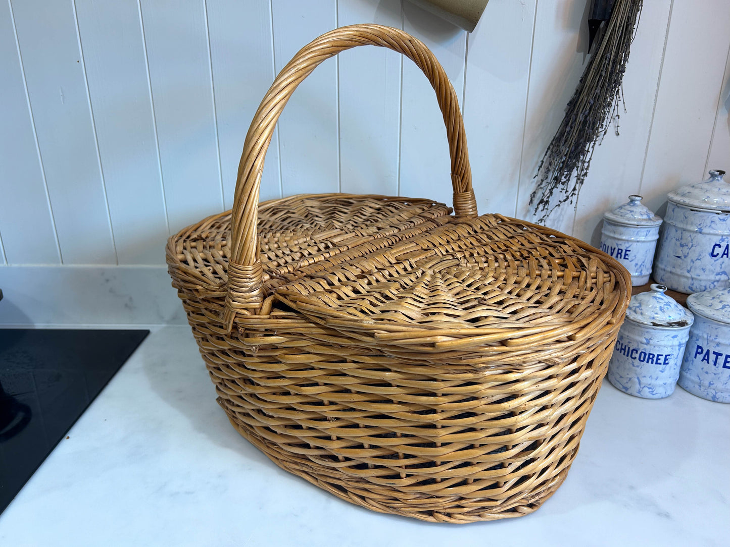 Vintage Picnic Wicker Basket Hamper with Handle