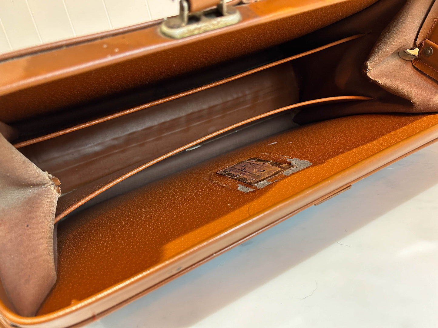 Vintage Hard Sided Leather Briefcase in Classic Brown