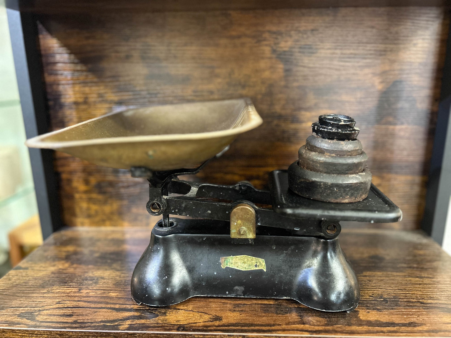 Vintage Antique Black Cast Iron Kitchen Weighing Scales with Cast Iron Weights