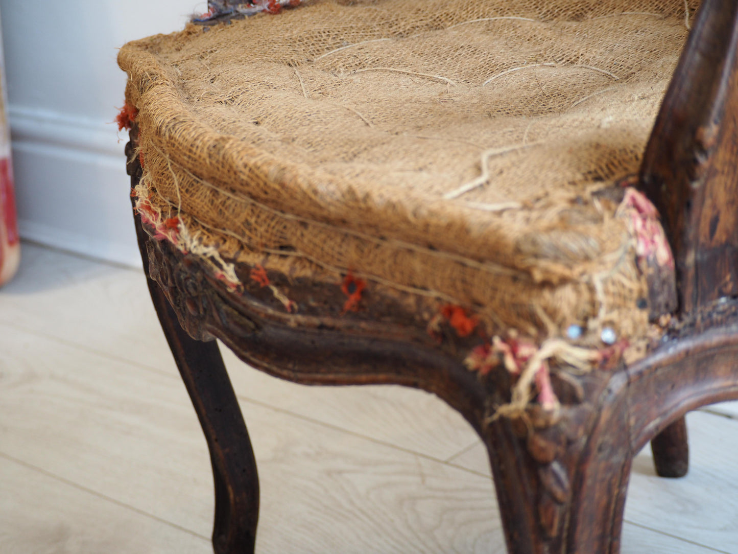 Antique Vintage Stripped French Chair in the Style of Louis XV / Occasion Chair