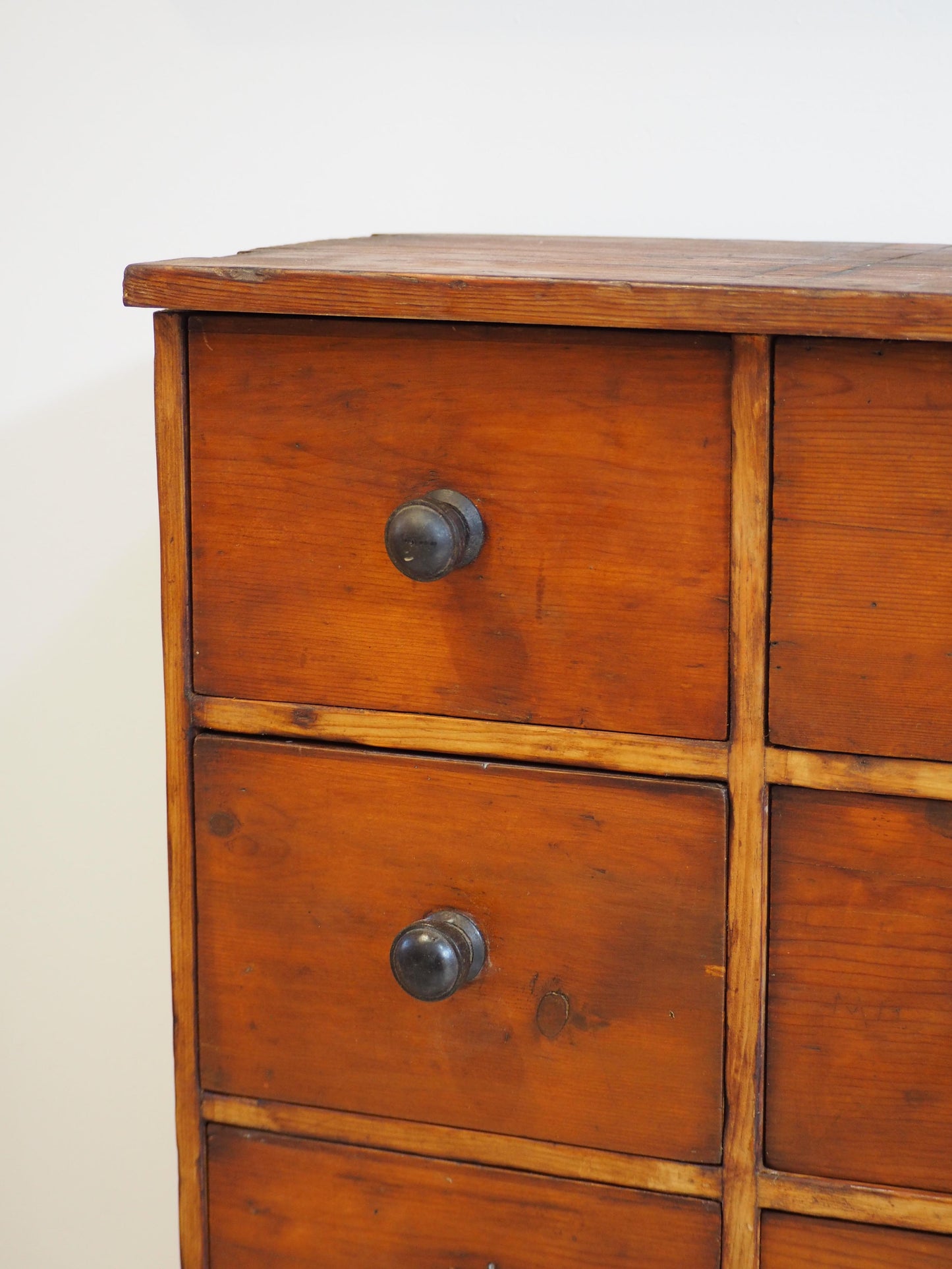 Vintage Antique Wooden Multi-Drawer Apothecary Cabinet / Chest of Drawers