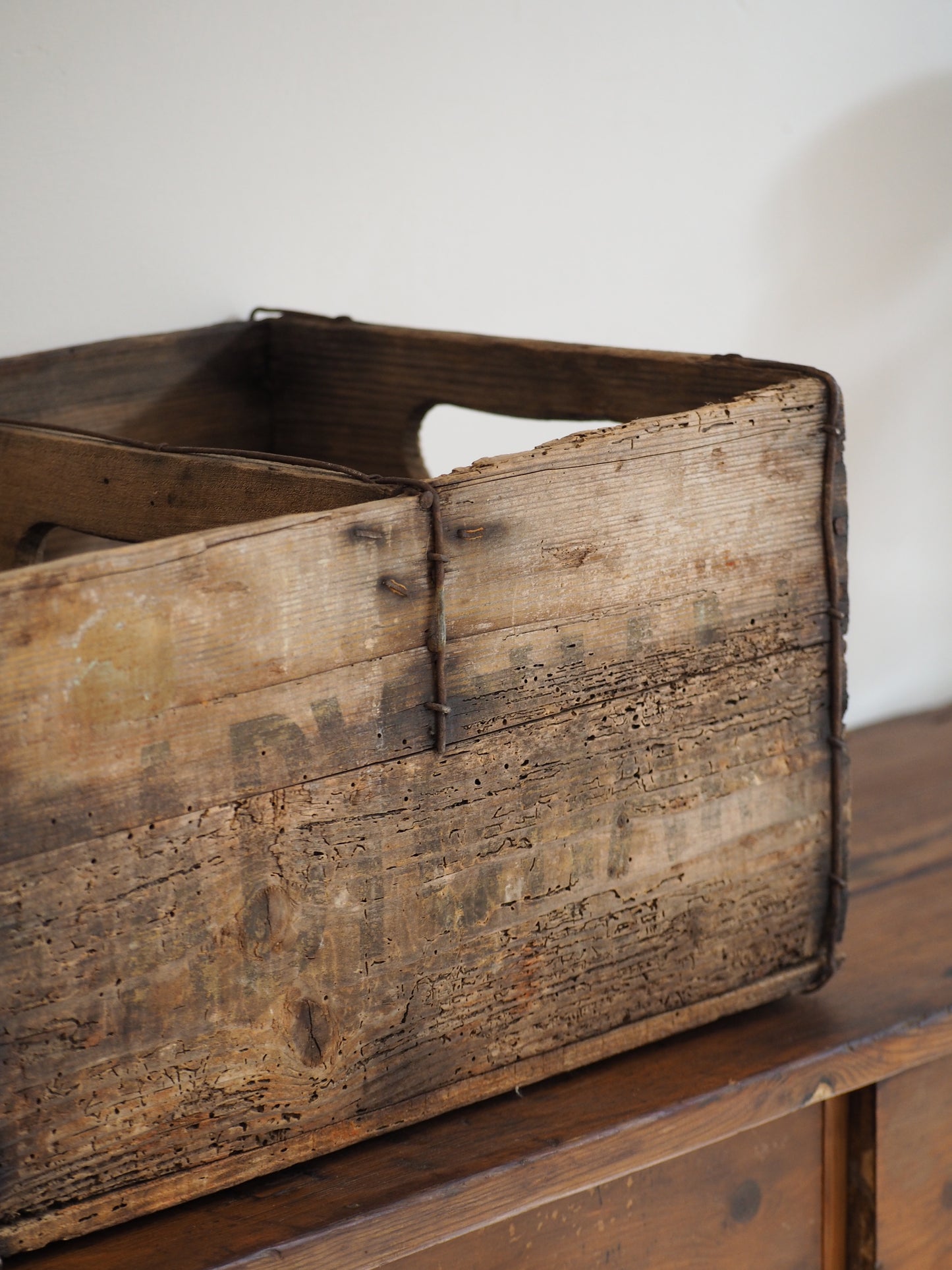 Original Rare Vintage Wooden Babycham Bottle Crate, Advertising Collectible Box