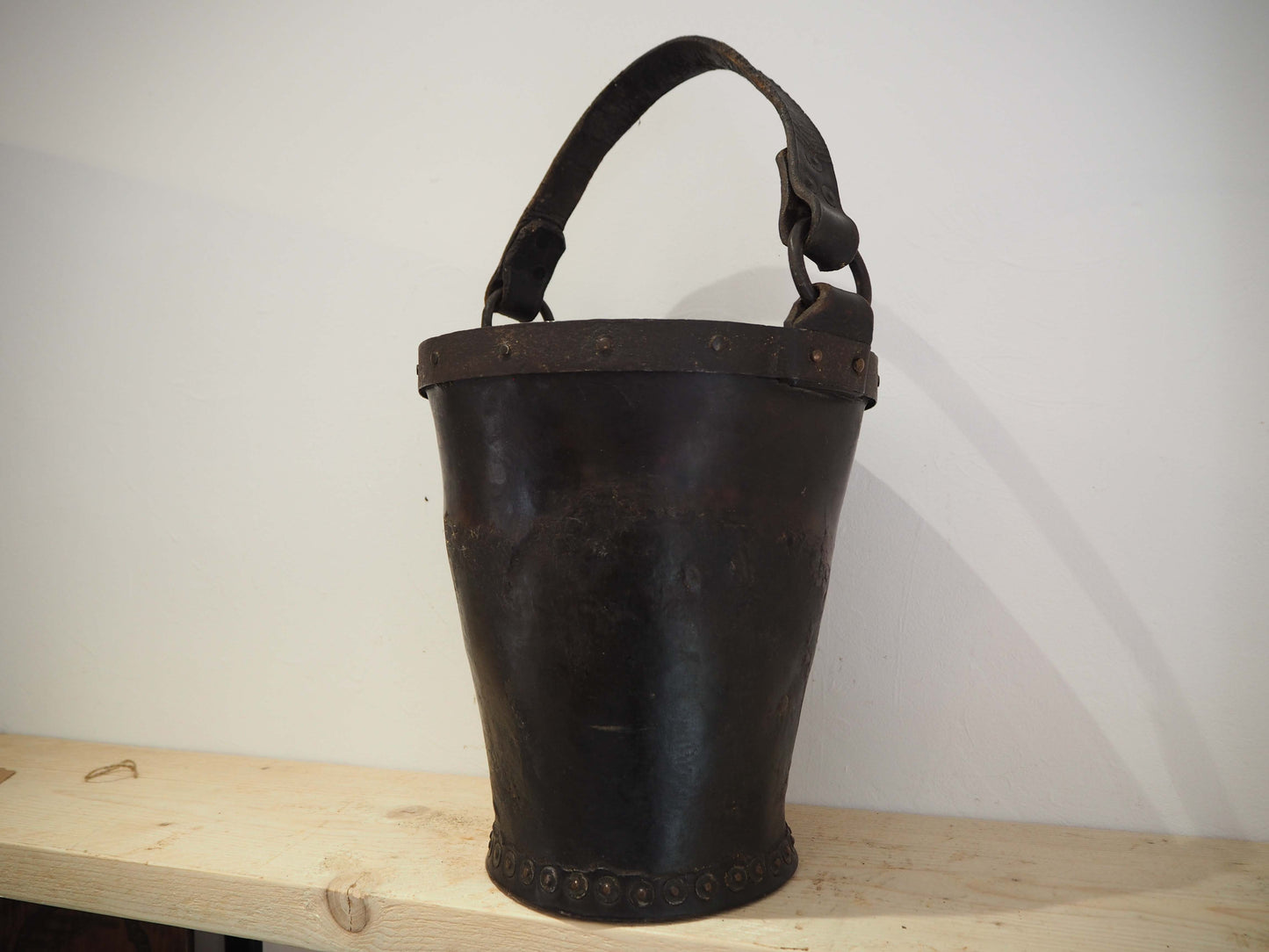 Antique Victorian Leather Fire Bucket / Fireplace Storage