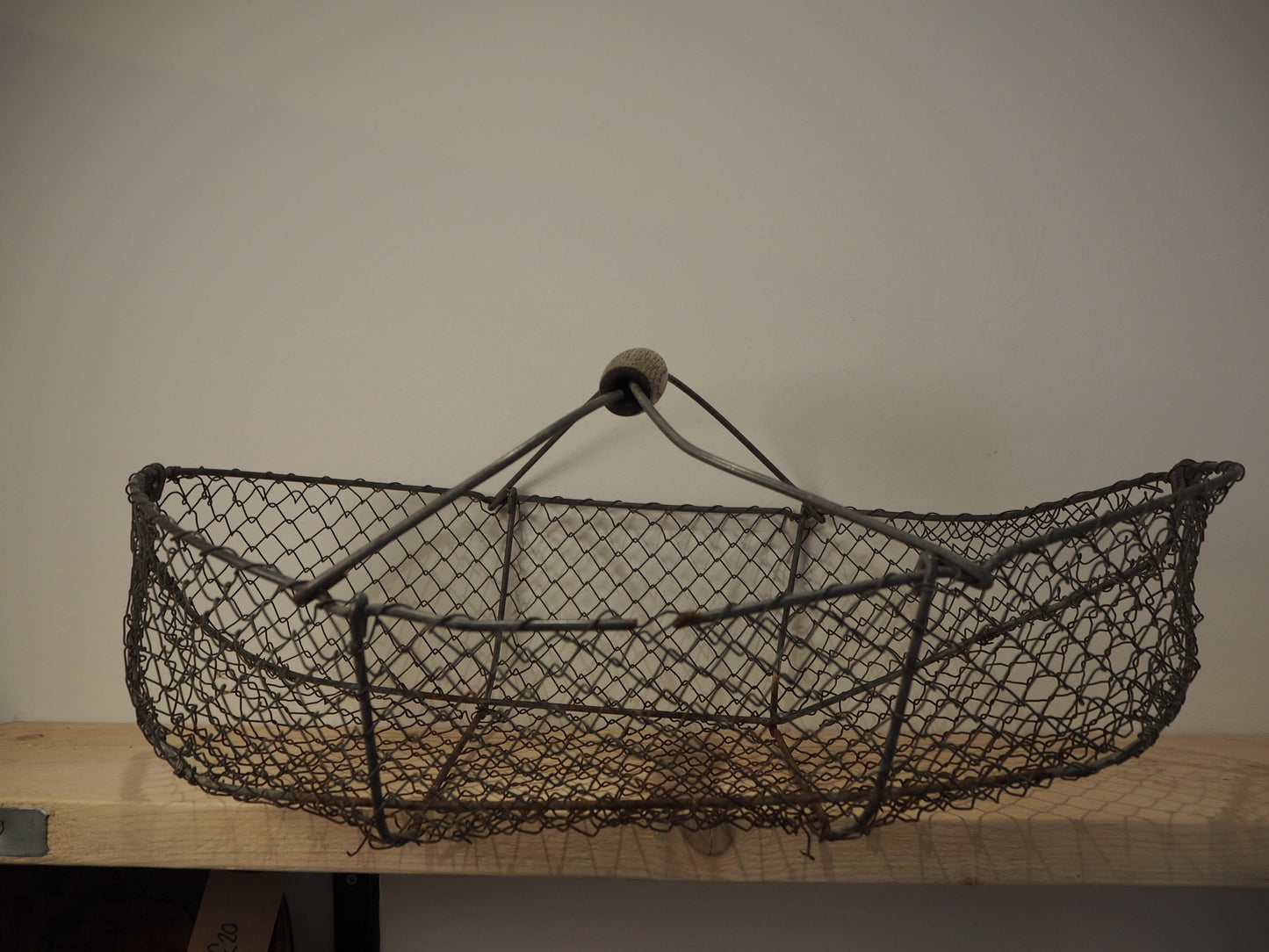 Antique French French Wire Oyster Basket / Garden Farmhouse / Vintage Rustic Storage Retro
