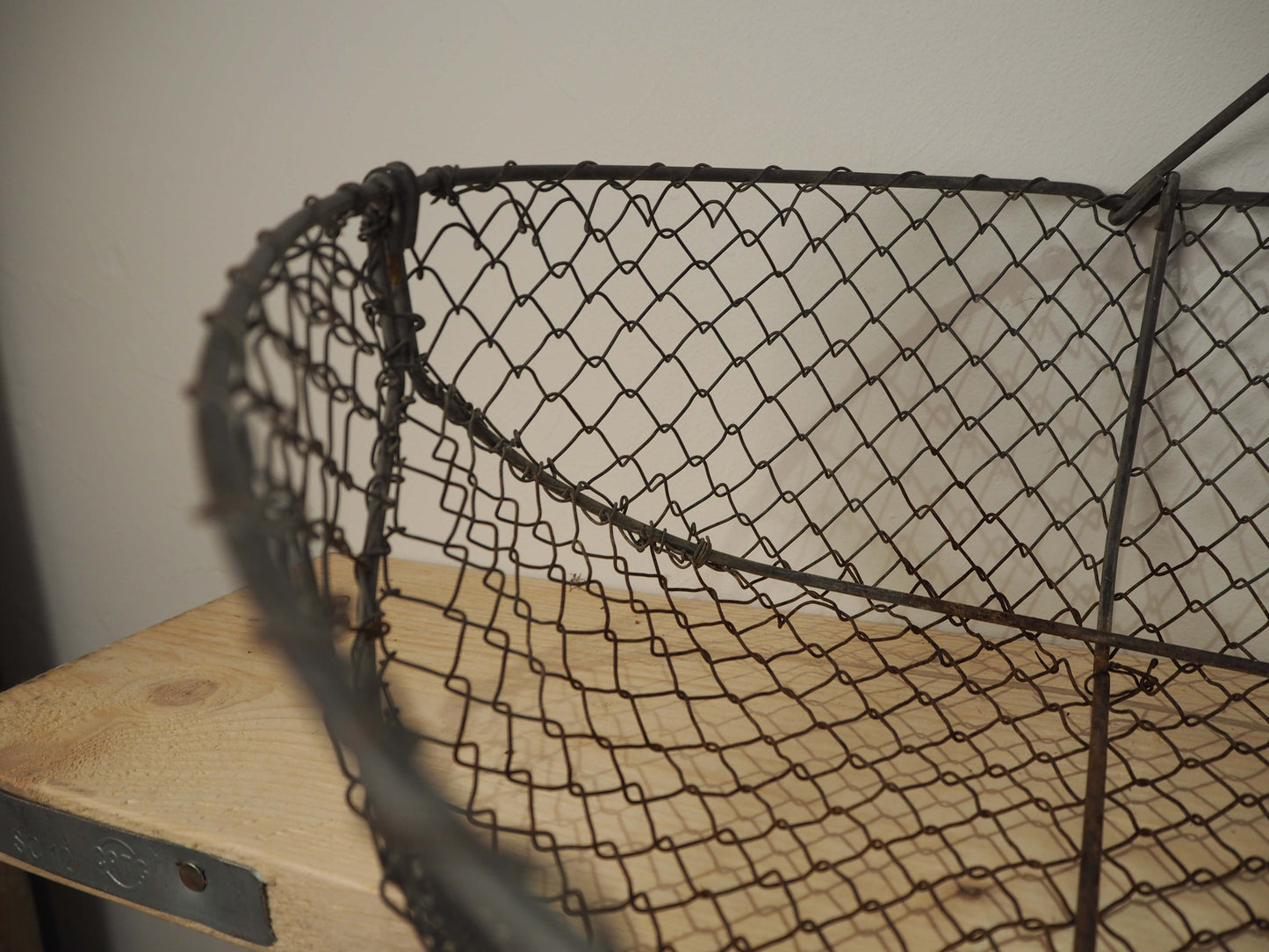 Antique French French Wire Oyster Basket / Garden Farmhouse / Vintage Rustic Storage Retro