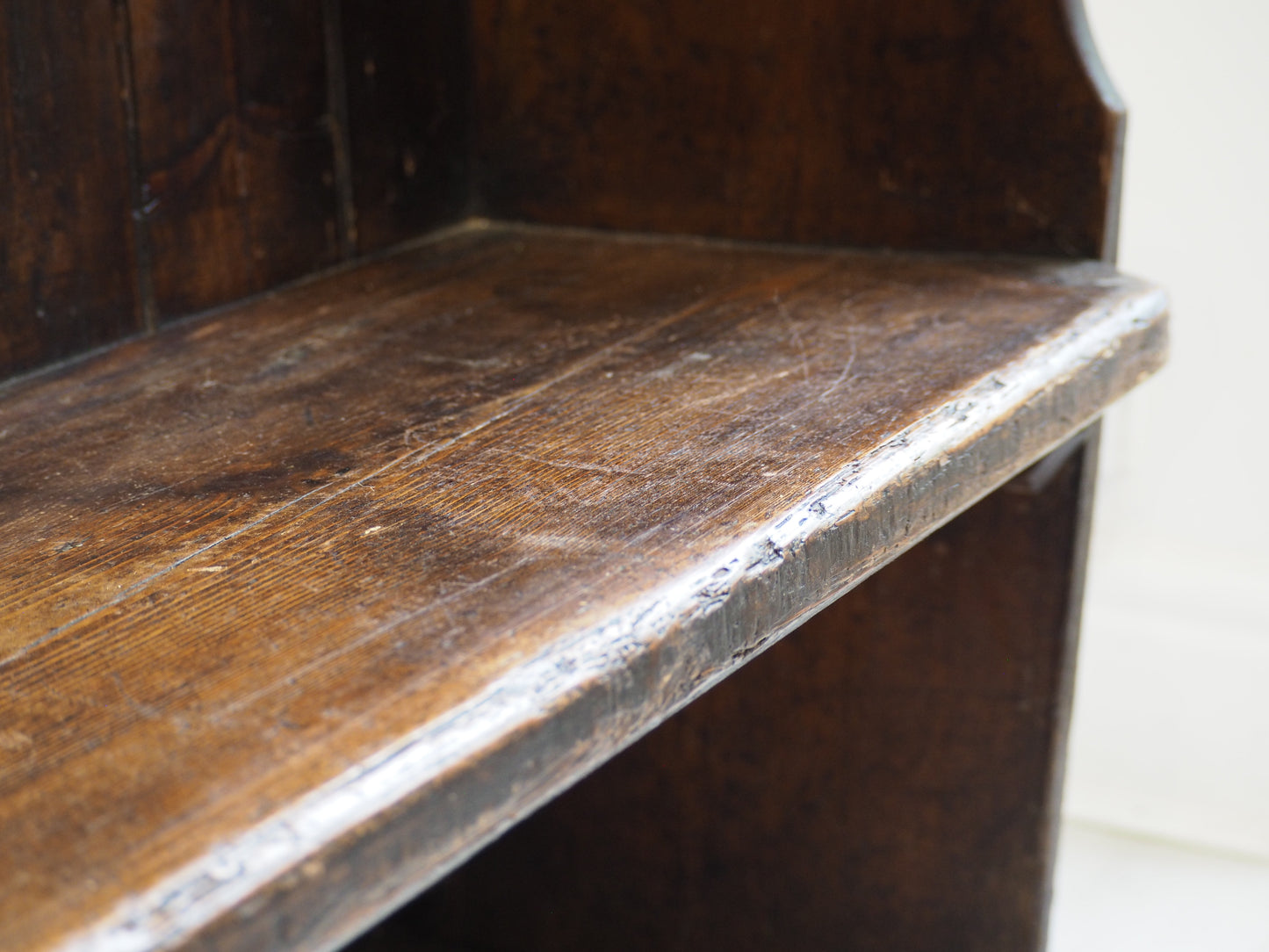 Antique 19th Century Oak & Pine High Back English Tavern Settle / Furniture