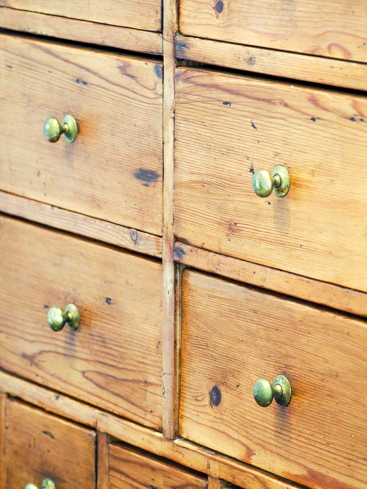 Vintage Antique Wooden Pine Multi-Drawer Apothecary Cabinet / Chest of Drawers