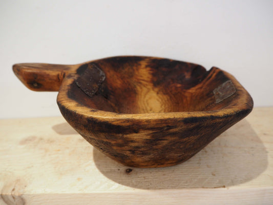 Vintage Antique Small Rustic Wooden Grain Scoop / Decorative Bowl