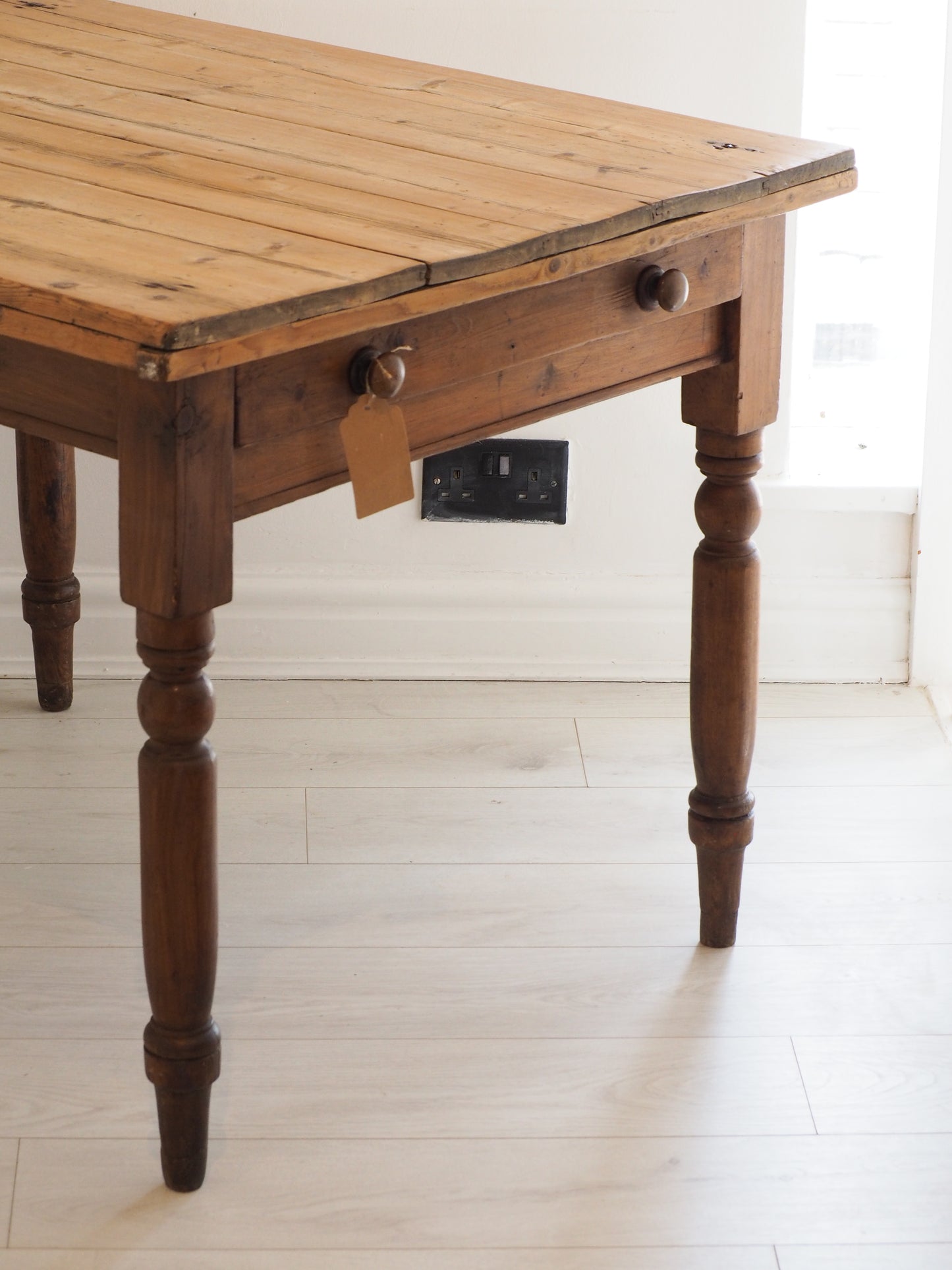 Antique Vintage Edwardian Farmhouse Pitch Pine Dining Table with Single Drawer