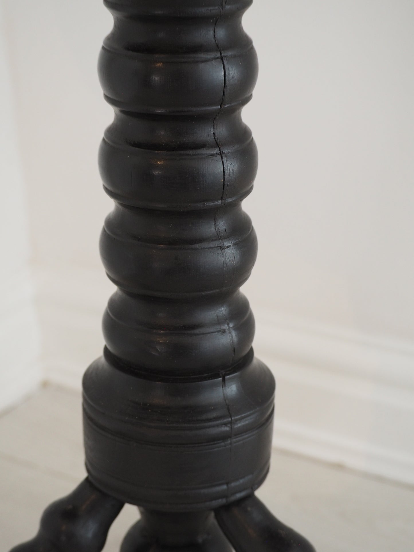 Vintage Antique Victorian Round Wooden Bobbin Table with Single Drawer & Ebonised Base / Furniture