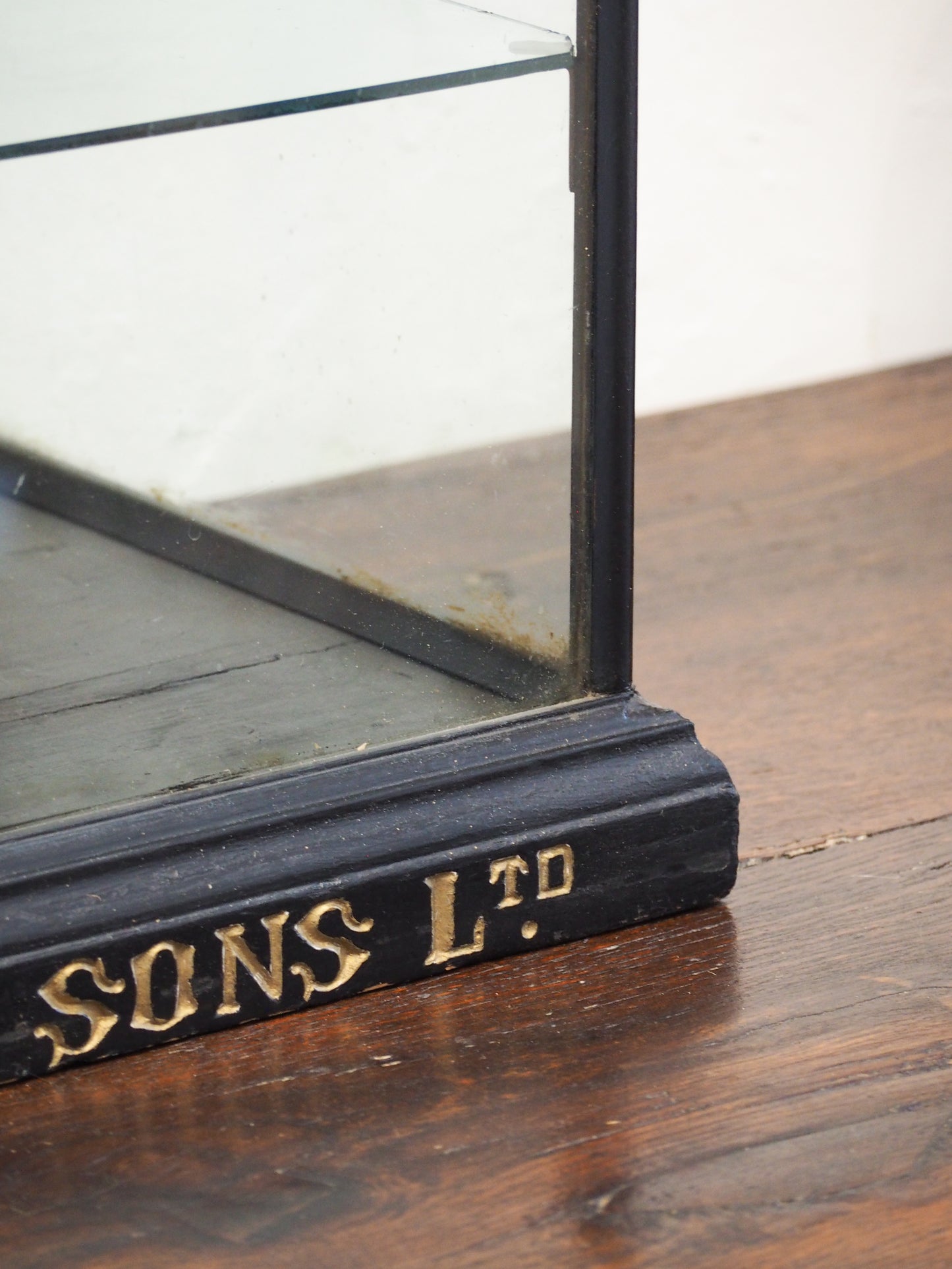 Antique Vintage Original Fry's Chocolate Display Cabinet with Glass Shelves & Original Sticker and Stamp