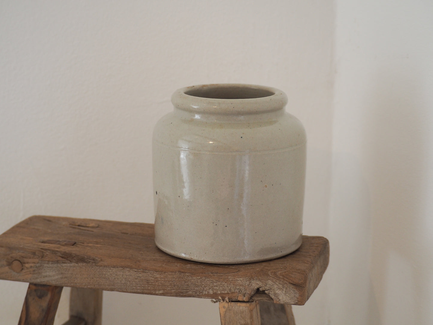 Vintage Antique Rustic French Cream Stoneware Apothecary Pot / Kitchen Storage Jar