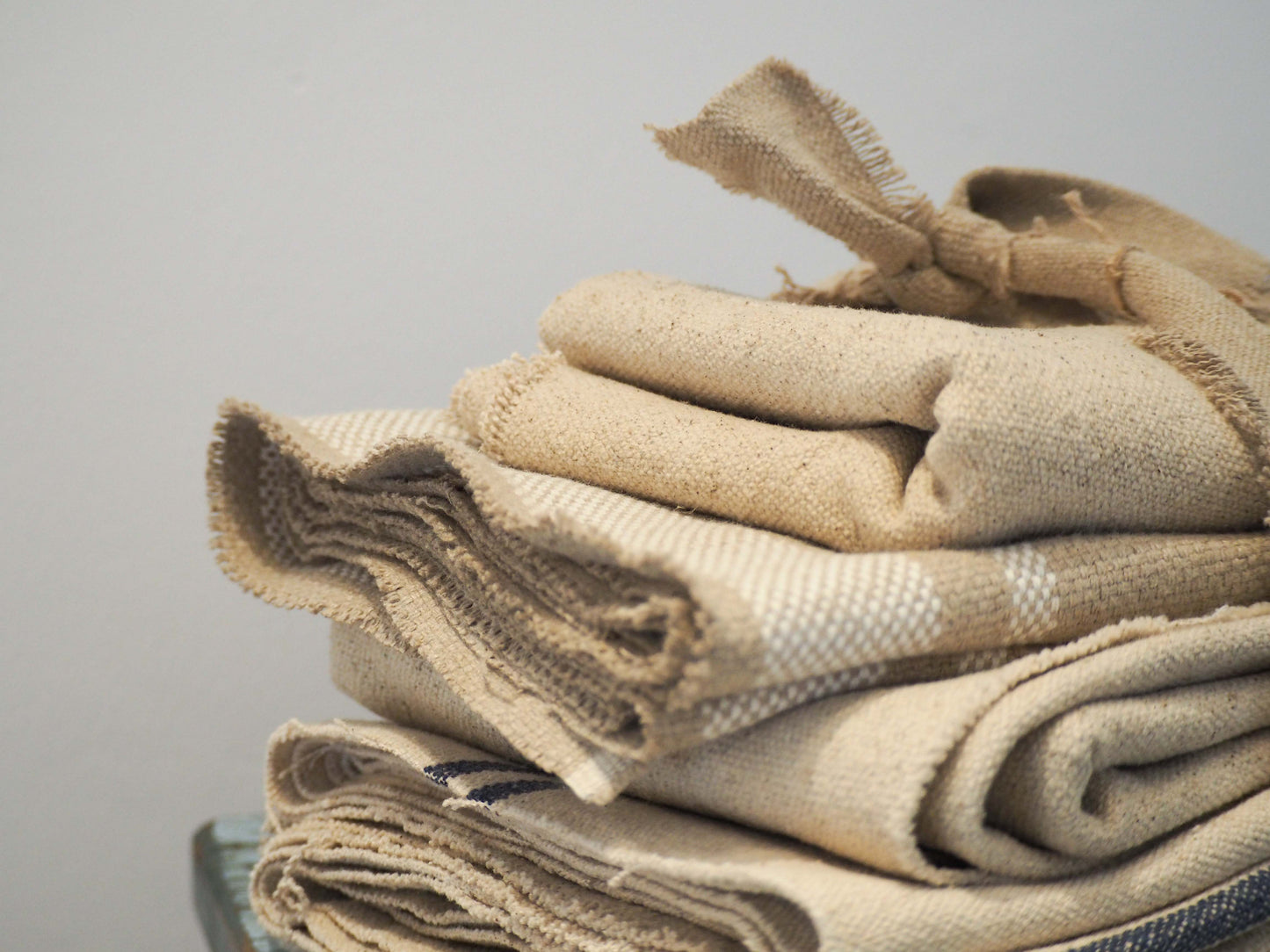 Small Bundle of Five Individual French Style Linen Material / Textiles